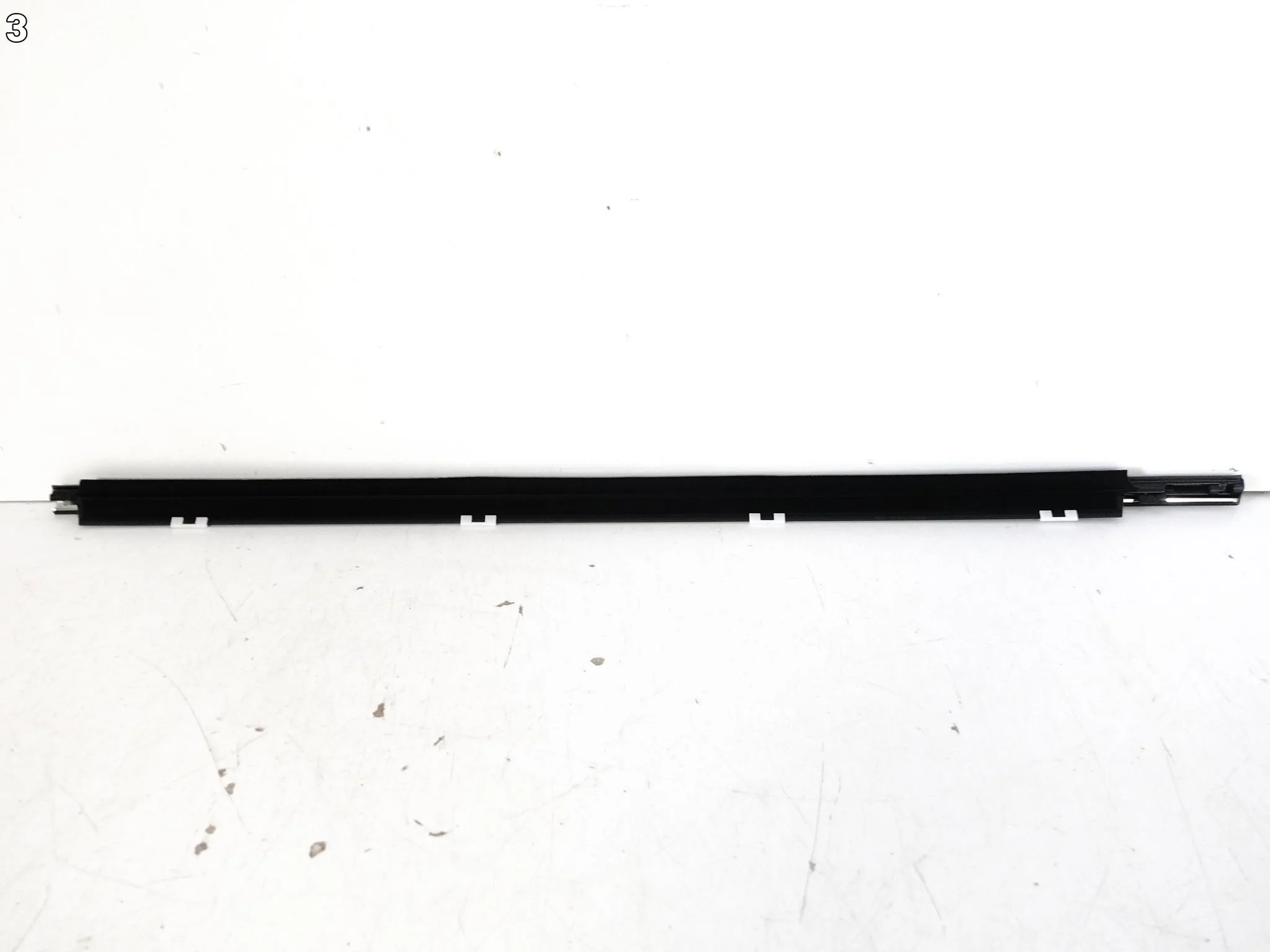 LEXUS RX V 5 RX450 RX350 22- LISTWA ZGARNIAJĄCA SZYBY PRZÓD PRAWA CHROM 9c4e1d4c325f34637a1254328333b02e