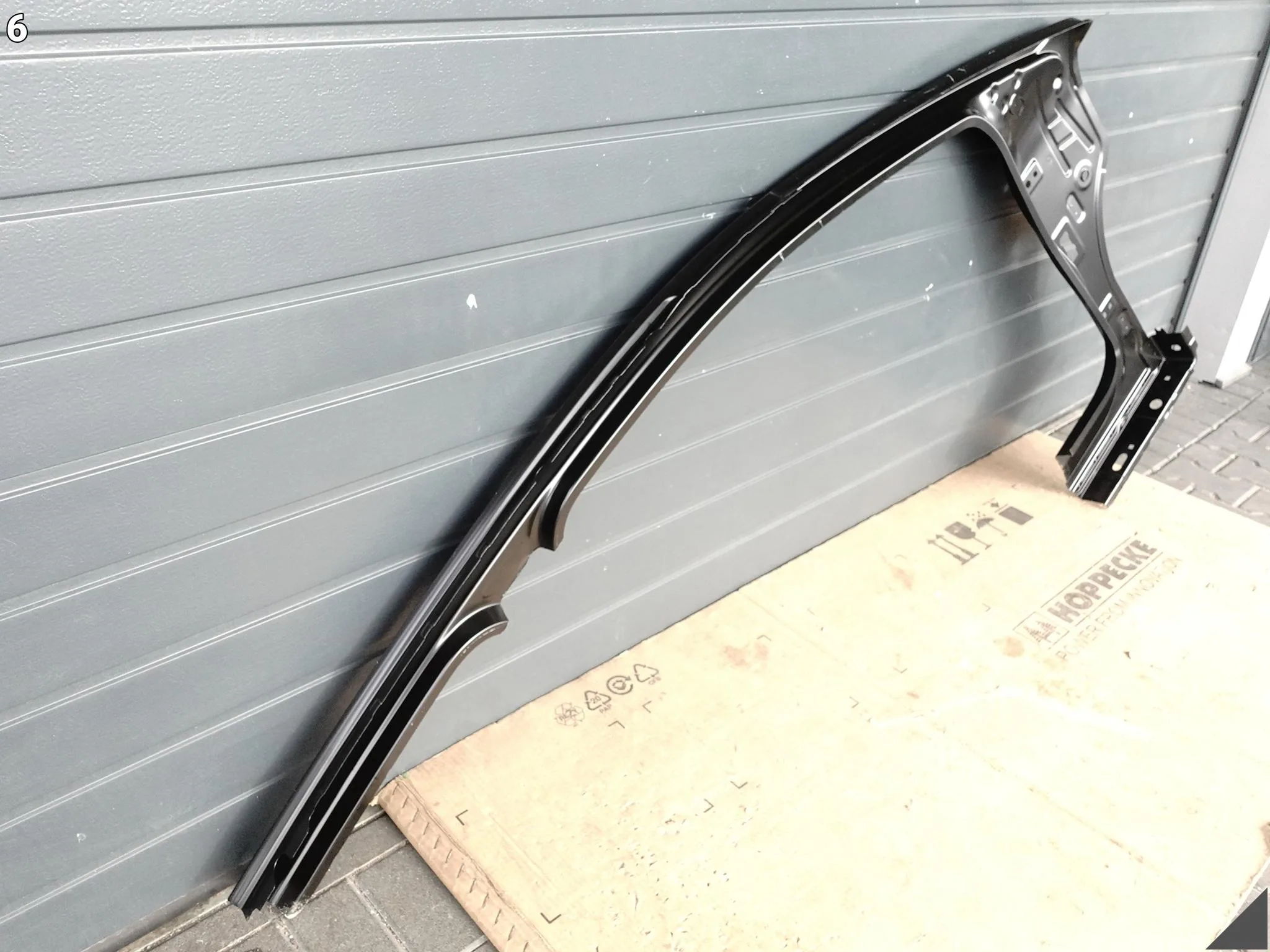 AUDI Q4 E-TRON 89A 21- SŁUPEK A POSZYCIE DACH LEWY ĆWIARTKA PRZÓD de30be3c5d6a90dd3cd42a932a917344