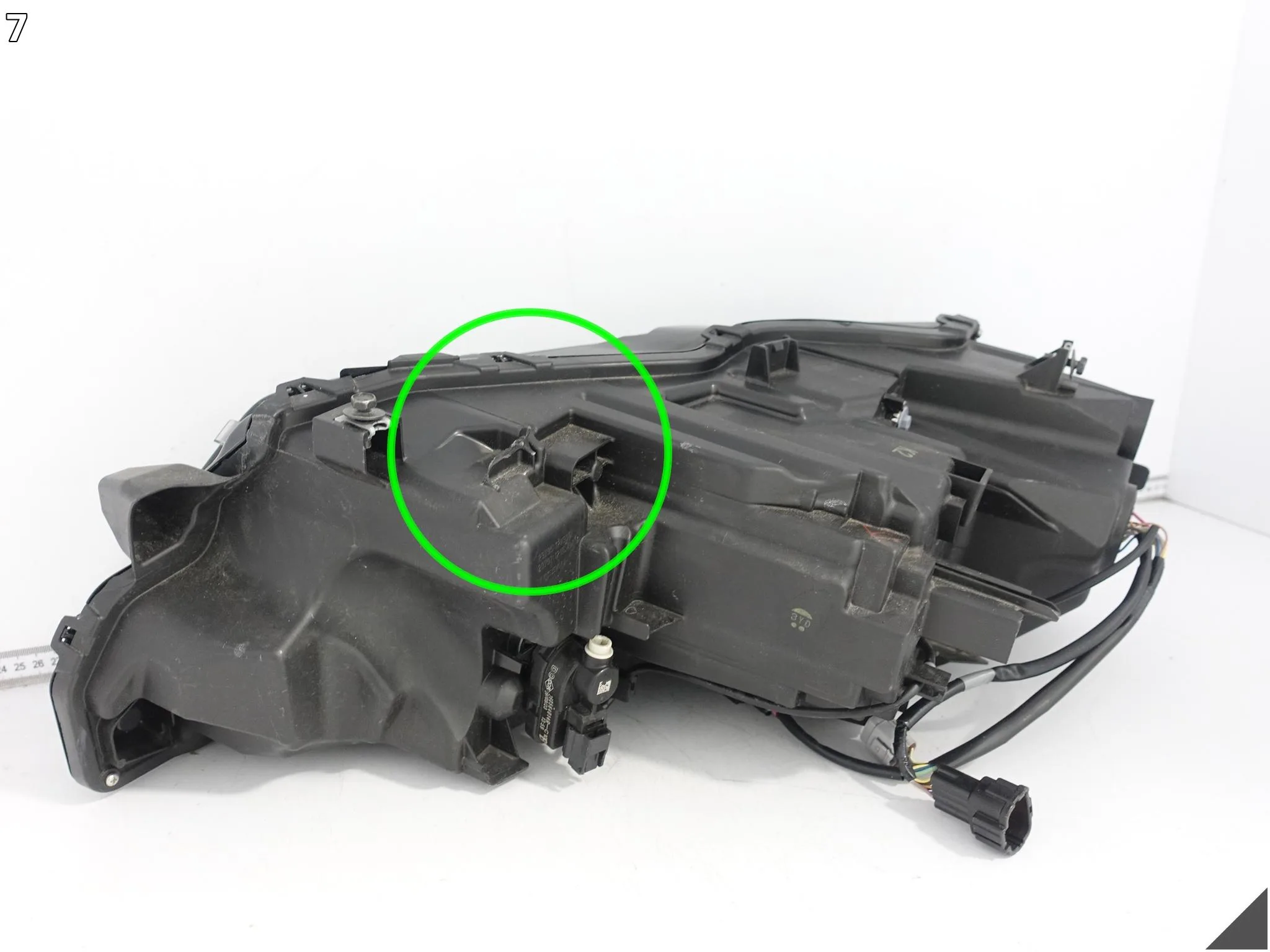 NISSAN X-TRAIL T33 IV 4 22- LAMPA FULL LED PRAWA PRZÓD EUROPA ee4c1c4d28d5d95fe03621430661d519