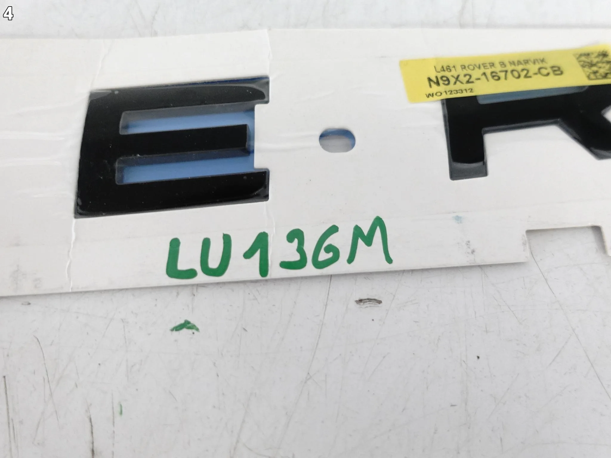 RANGE ROVER SPORT III 3 L461 22- ZNACZEK EMBLEMAT MASKI NOWY ORG NARVIK 6a4829efa15676f94224904a8c6f4c8e