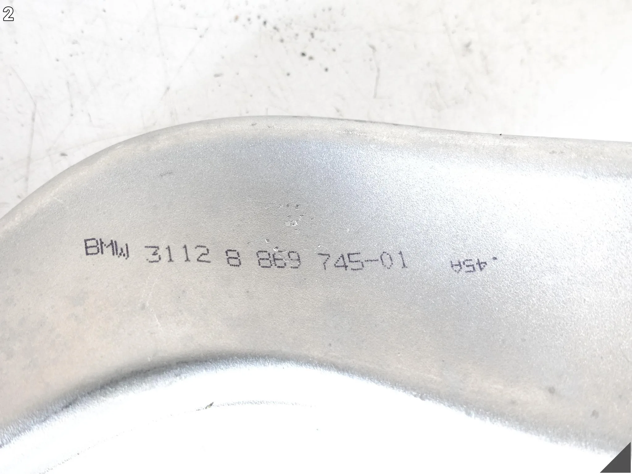 BMW 7 G70 22- WAHACZ ROZPRĘŻNY Z PODUSZKĄ LEWY PRZÓD ORYGINALNY 4e08f2bbe4541b76be641738de19f9d5