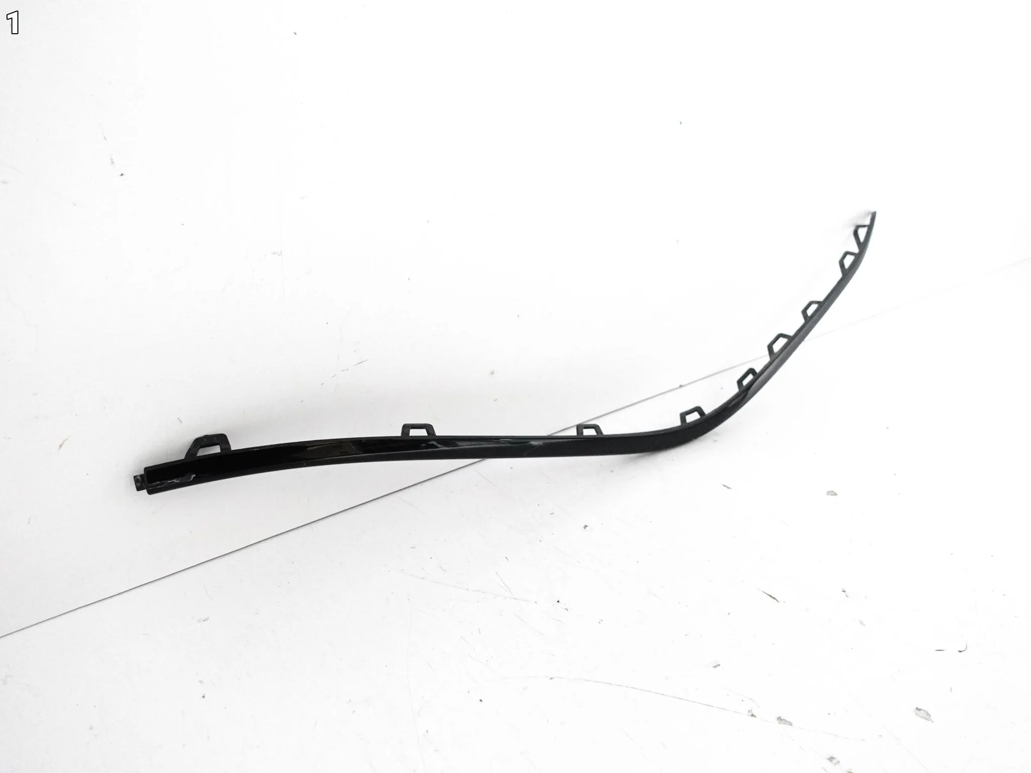 MERCEDES GLE W167 V167 C167 AMG MOPF LIFT 23- LISTWA NA ZDERZAK PRZÓD LEWA 9af8a2e838197c1cf1492806a17430e7