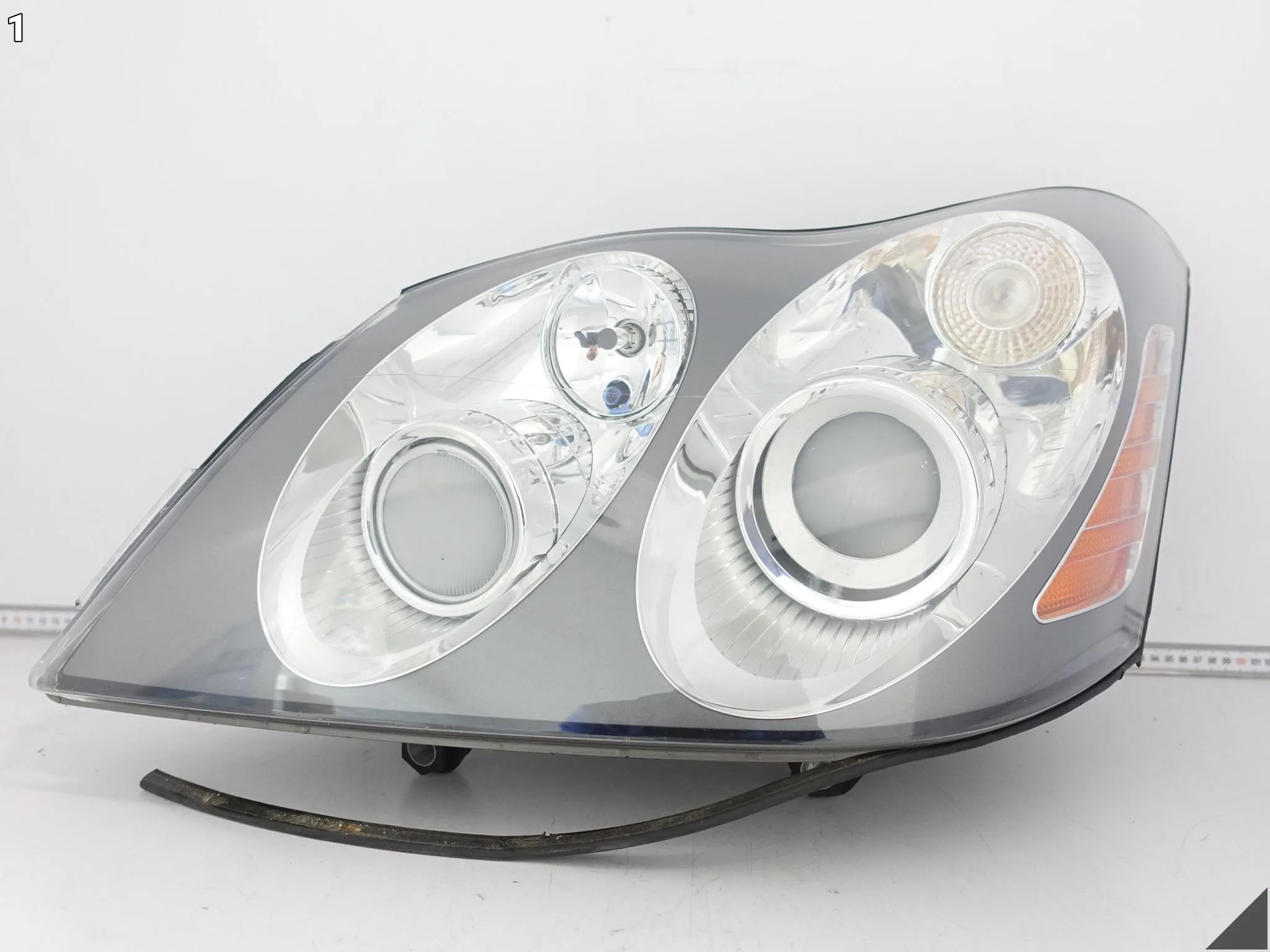 MAYBACH 57 W240 62 V240 03-13 LAMPA HEADLIGHT XENON LEWA PRZÓD 94c0dab675801b785a5c5c8d94aaaa9f