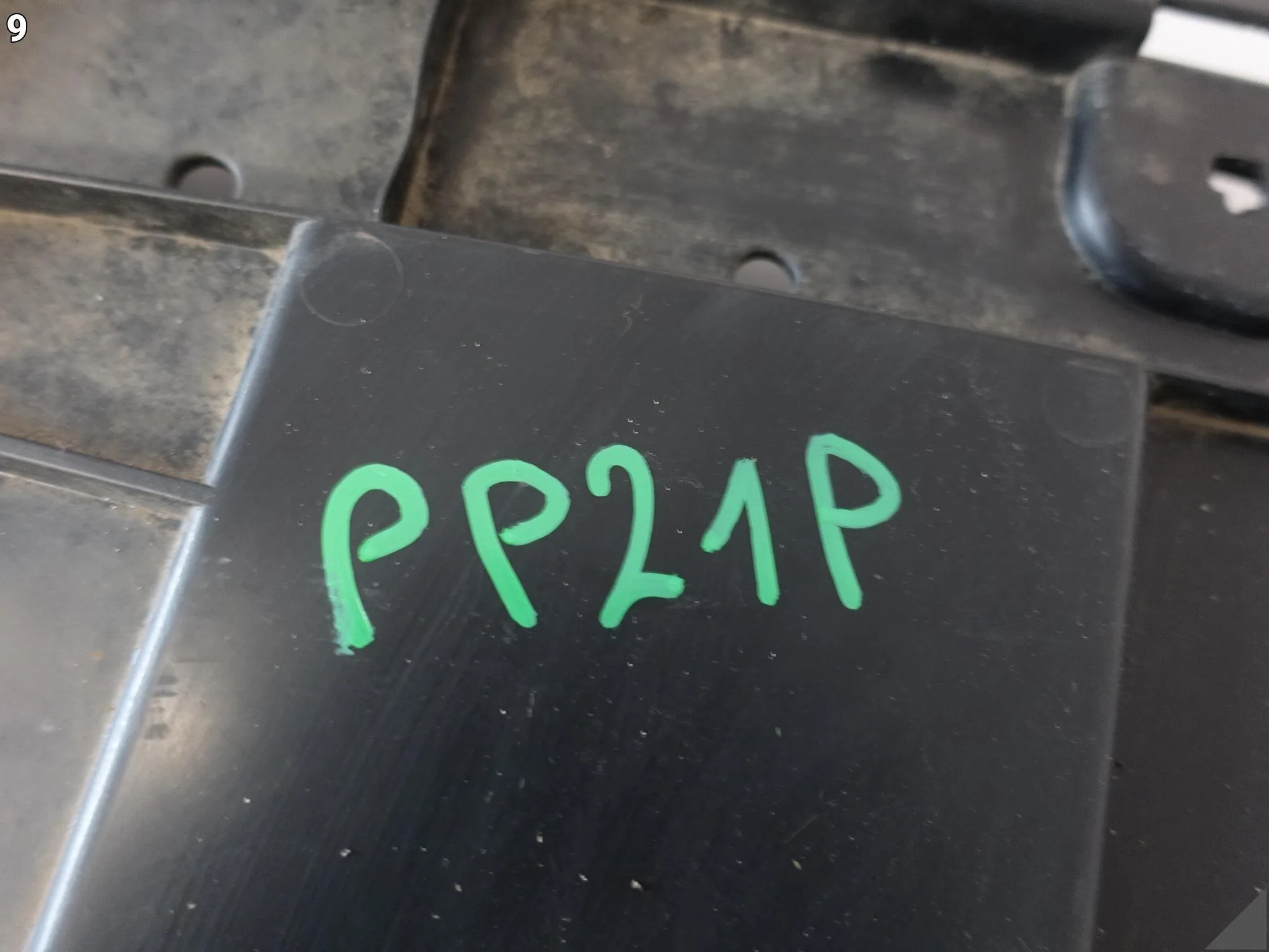 RENAULT TWINGO III (3 GENERACJA) 18-24 LIFT OSŁONA PŁYTA PODŁOGA POD SILNIK 92743612247f32128102484af63dfc34
