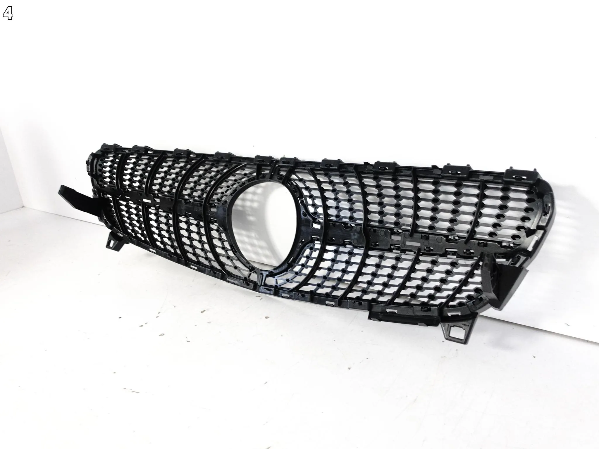 MERCEDES A-KLASA W176 LIFT MOPF AMG 15-18 GRILL ATRAPA KRATKA W ZDERZAK 4bd75f40a0e5db92fd6d673526a4404f