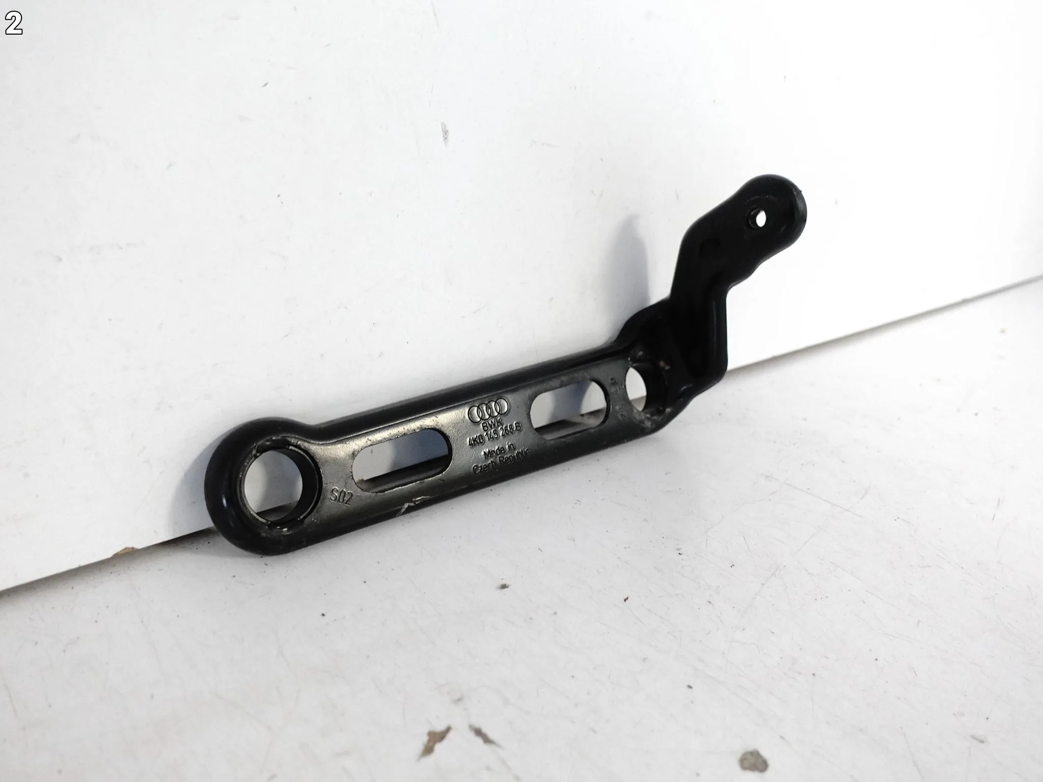 AUDI RS6 4K0 RS7 4K8 C8 19-25 WSPORNIK UCHWYT MOCOWANIE INTERCOOLER PRAWY bf682856f79482d5d295c0b6d6f1f00b