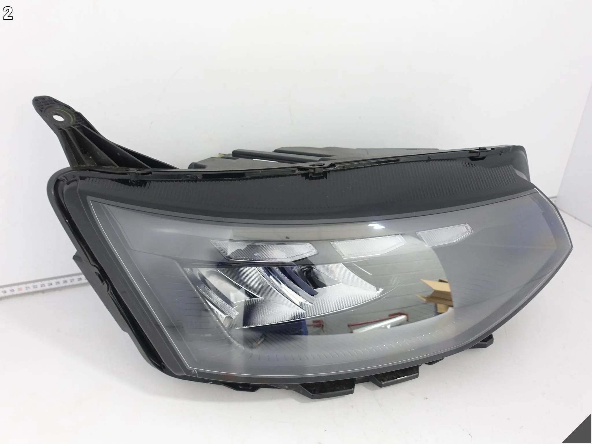 VW TRANSPORTER T7 7T0 7T1 24- LAMPA PÓŁ LOW LED PRAWA PRZÓD EUROPA c729a4cb849a237b54e1e2f0bcd69842