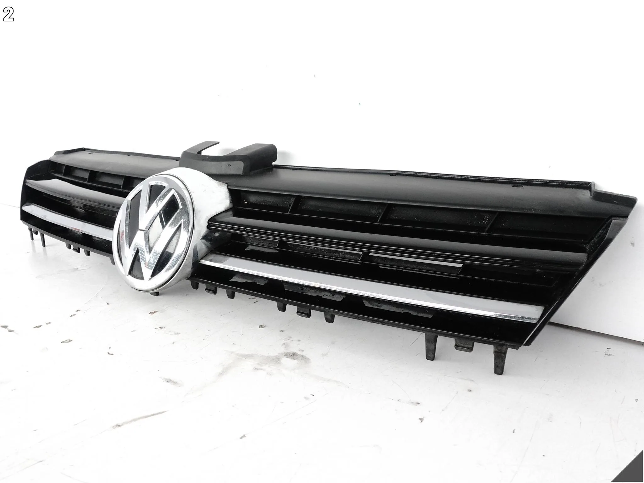 VW GOLF VII 7 5G0 12-16 GRILL ATRAPA KRATKA EMBLEMAT W ZDERZAK PRZÓD e97ea84433a88e5a45bc31bb06b927ab