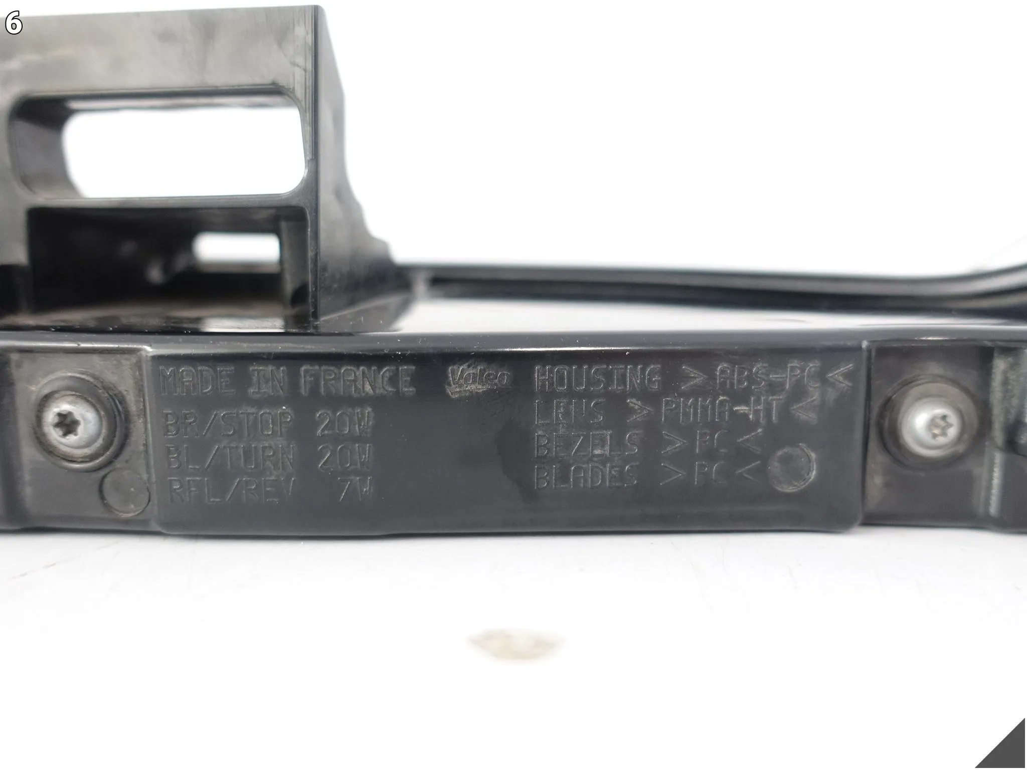 PORSCHE 911 992 19- LAMPA LED W BŁOTNIK LEWA TYŁ EUROPA BASE 992945091E e8798b32c96c888912c109bd89c2d5f4