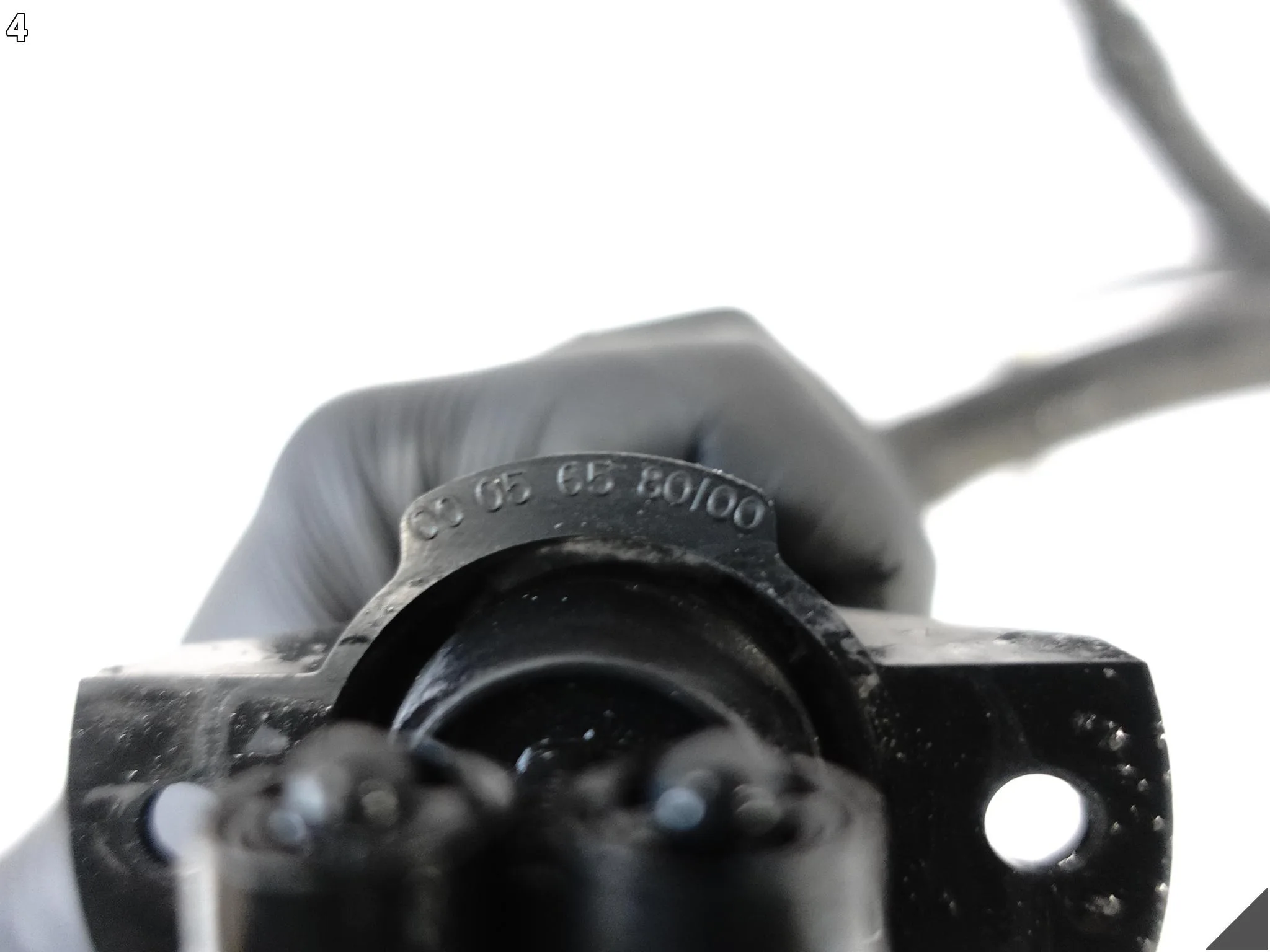 AUDI A4 S4 B7 S-LINE 8E0 04-07 SPRYSKIWACZ SPRYSK LAMPY PRZÓD PRAWY LEWY d7bcdac8f6affbd663cce71816b3f356