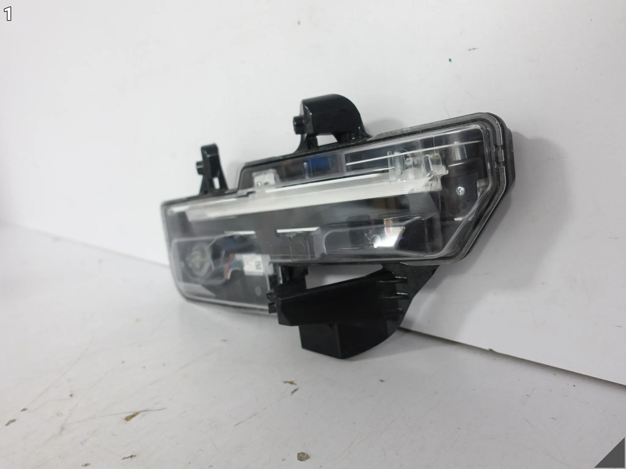 MAZDA CX-30 CX30 19- HALOGEN DRL KIERUNKOWSKAZ LED W ZDERZAK PRZÓD LEWY b440b1376f7513be3ff276493541a671