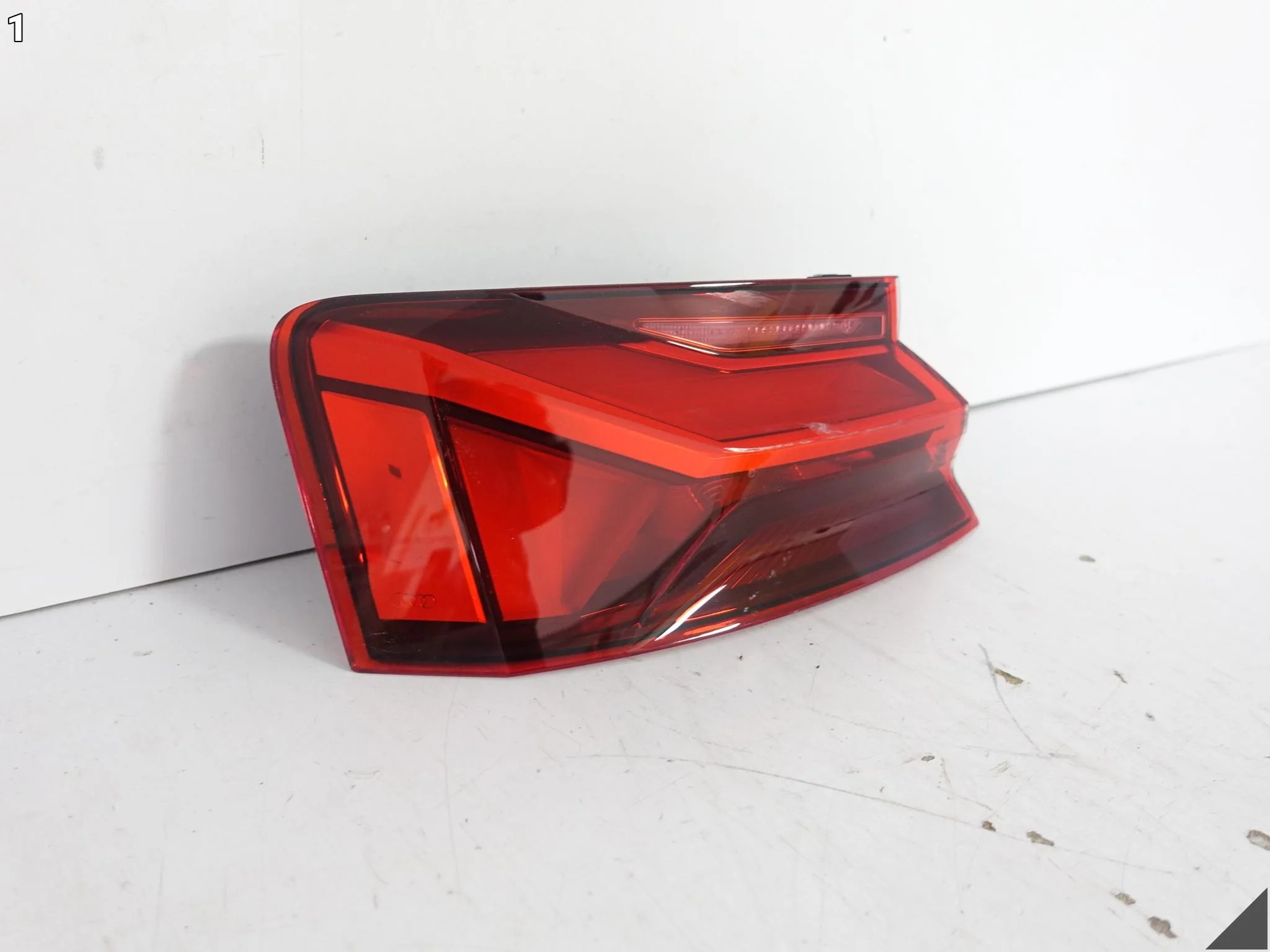 AUDI A5 S5 8W6 F5 B9 LIFT 19-23 LAMPA LED MATRIX HIGH W BŁOTNIK TYŁ LEWA EU b7352a509f304ae28ec238d149879fb3