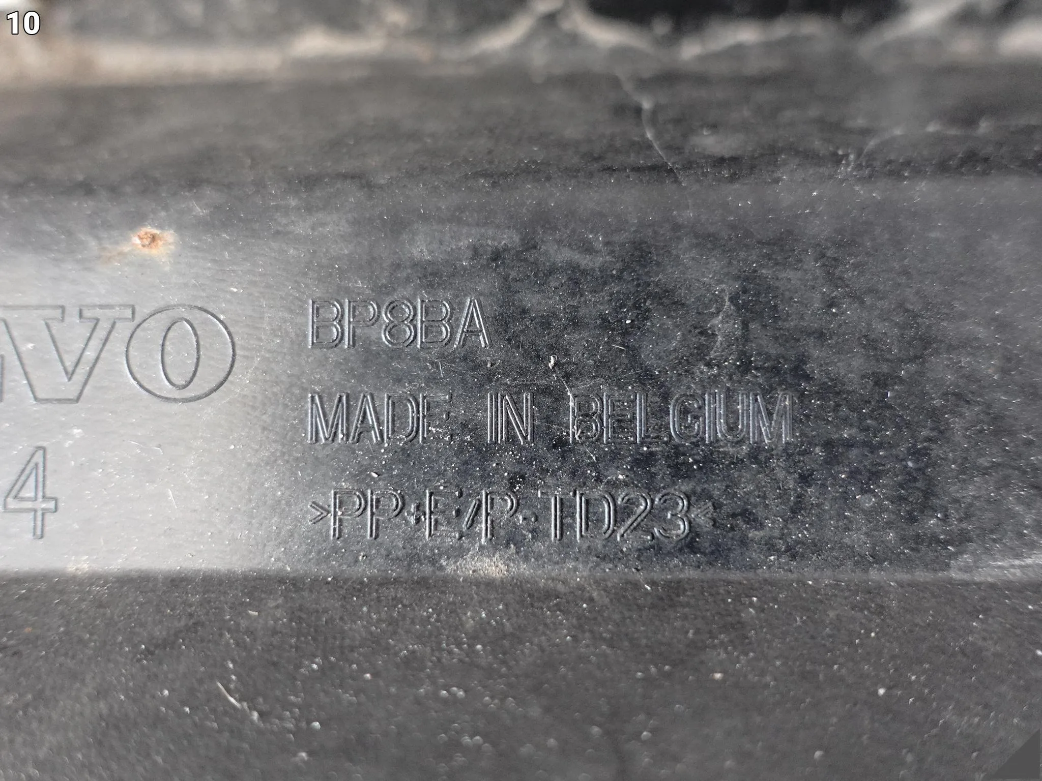 VOLVO XC40 EX40 C40 EC40 RECHARGE 17- LISTWA OSŁONA NAKŁADKA PROGOWA PRAWA 13983ddb698f00bfa5578ba73fd2e8a4