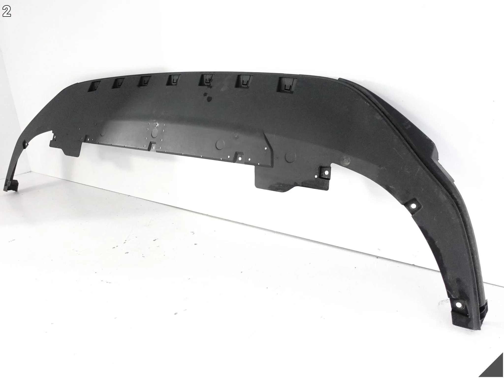 VW GOLF VIII 8 5H0 LIFT 24- SPOILER DOKŁADKA LISTWA W ZDERZAK PRZÓD 64e4e34aab3c8a2e6a00914f47f0b3f3