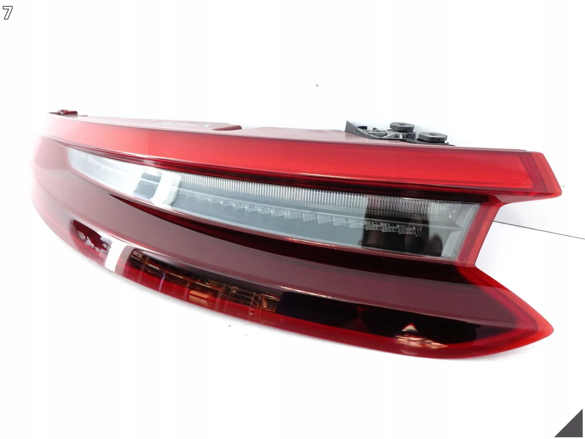 PORSCHE 991 LIFT TURBO / GT3 MK2 16-19 LAMPA LED LEWA TYŁ EUROPA CIEMNA 2bb863352f49693fe0590e2f4df4910b