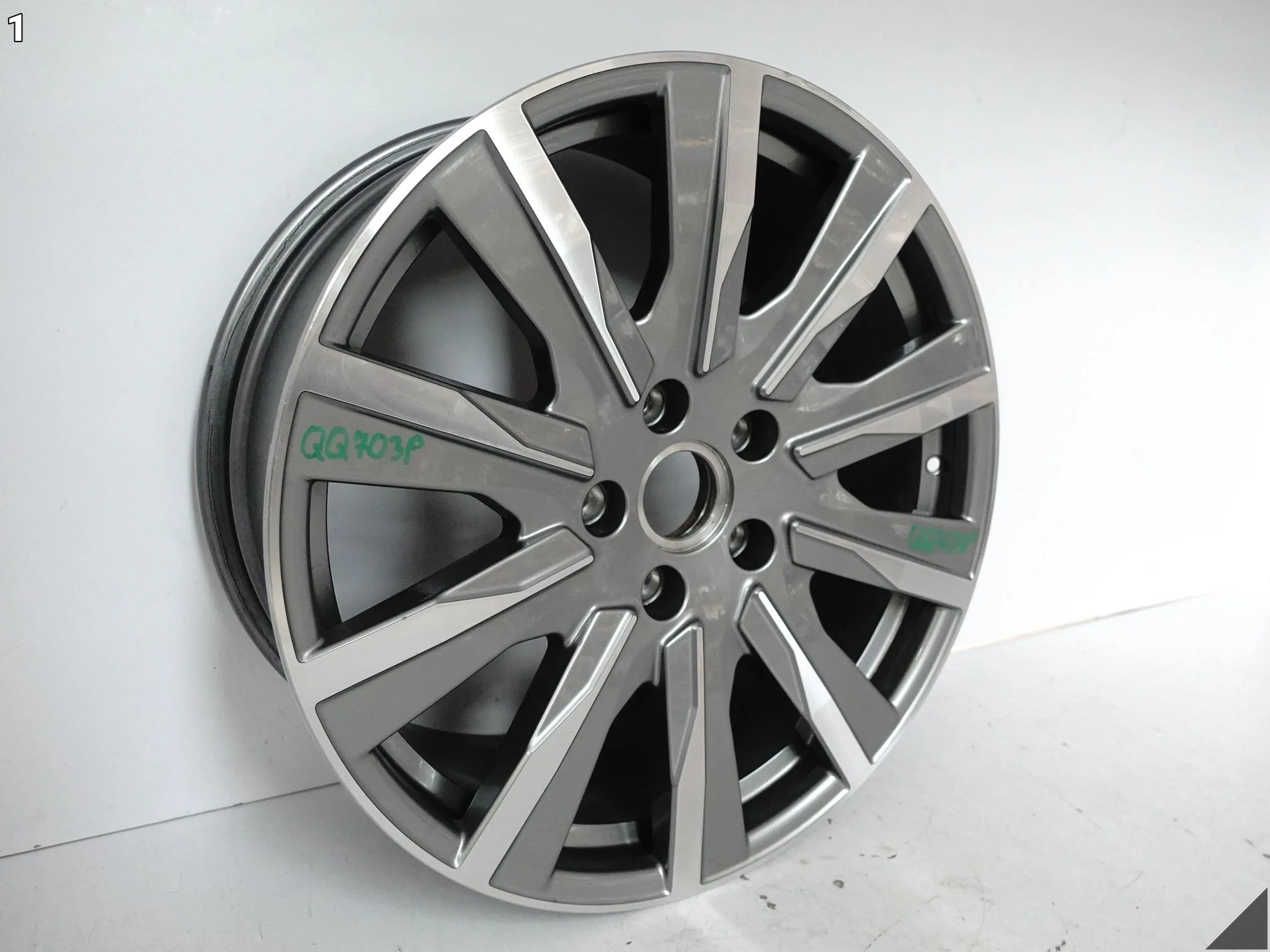 PORSCHE TAYCAN TEQUIPMENT DESIGN FELGA ALUFELGA 9J1 9Jx20 ET54 5×130 OU7 1d99ccc3b3235feb5509e8ddab944f22