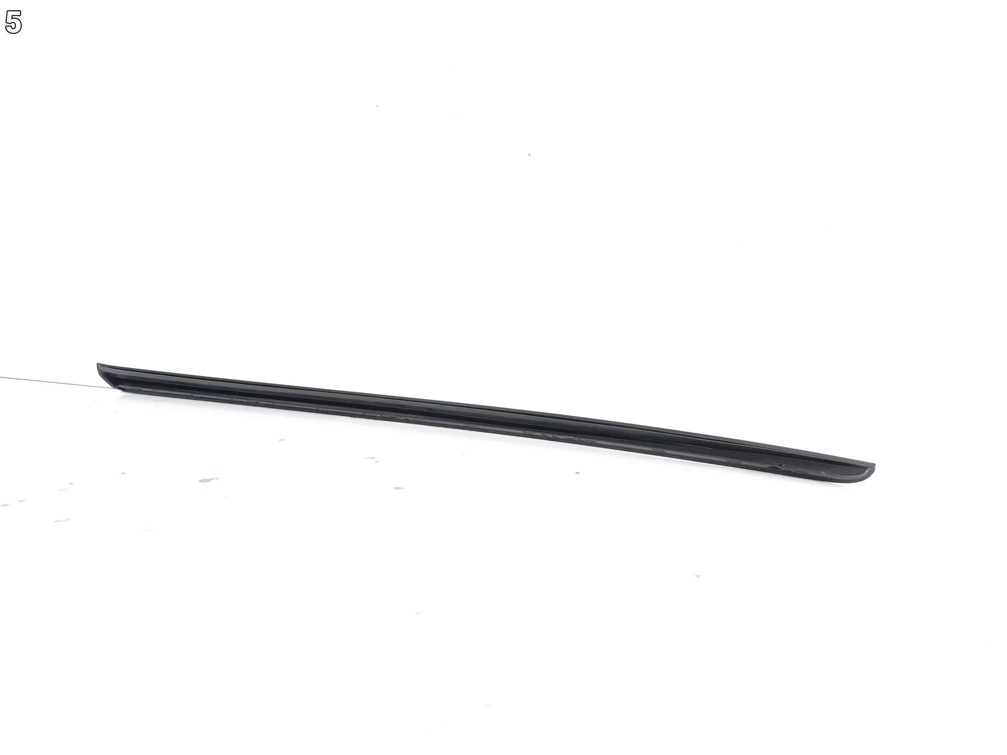 AUDI A3 S3 RS3 8Y0 20- LISTWA USZCZELKA SZYBY PRZEDNIEJ CZOŁOWEJ PRAWA 7768db7fc22ddccfced36b2b05953715