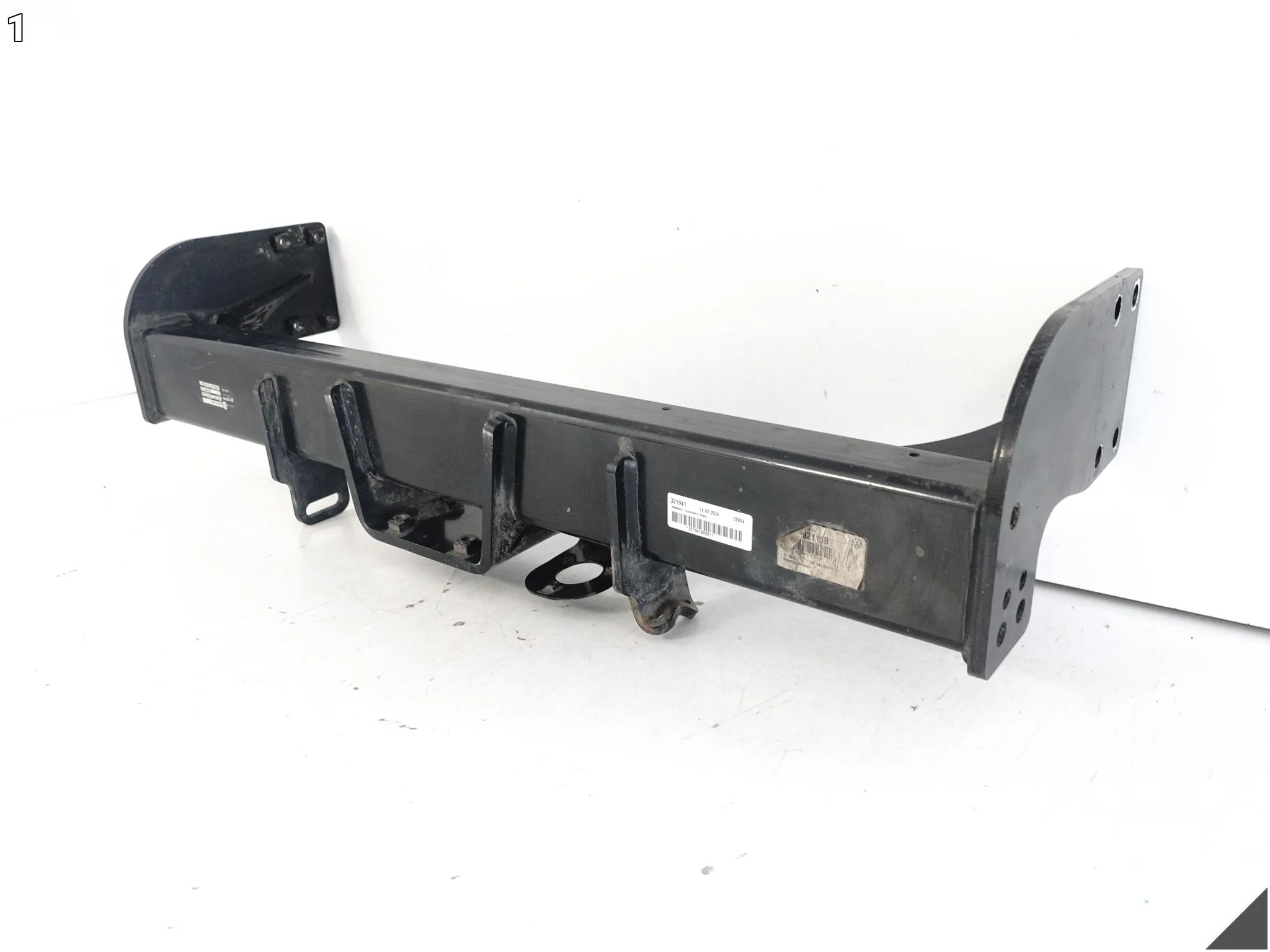VW CRAFTER II 2 MAN TGE 7C1 7C0 7CA 7C0 17- BELKA HAKA HOLOWNICZEGO TYŁ cdf8ca838f2962bb5a5a1cb66b75f7de
