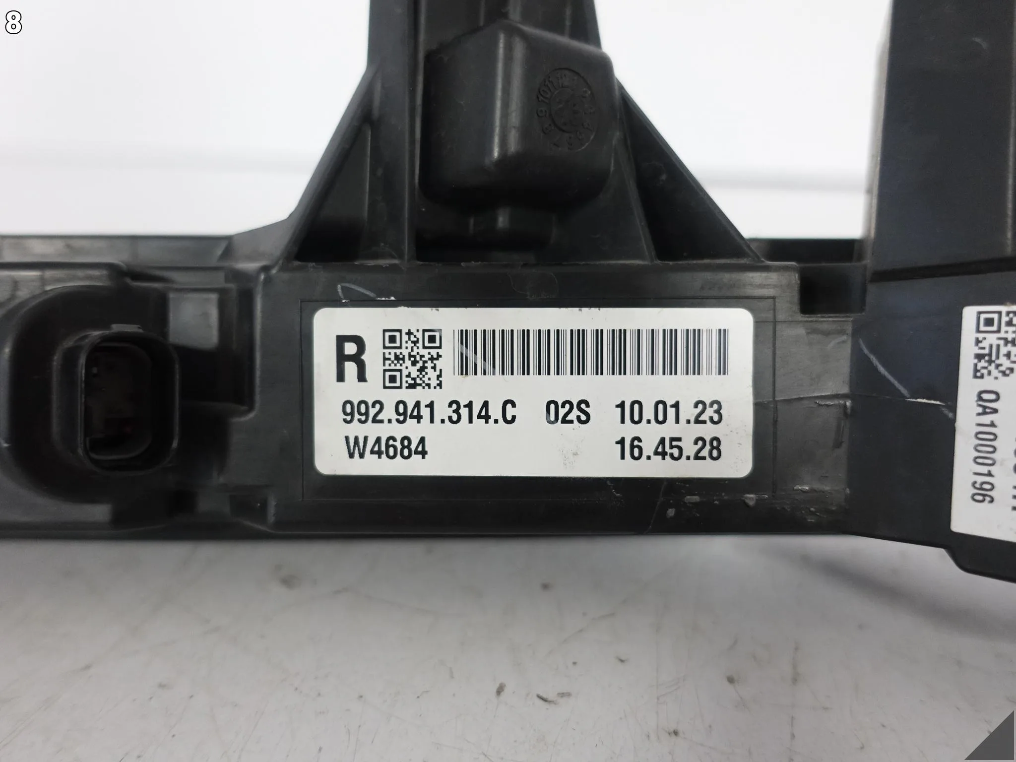 PORSCHE 911 992 TURBO 20- DRL HALOGEN LED W ZDERZAK PRAWY PRZÓD 992941314C 2f455194844d0adfee1a55bb0ca83d67