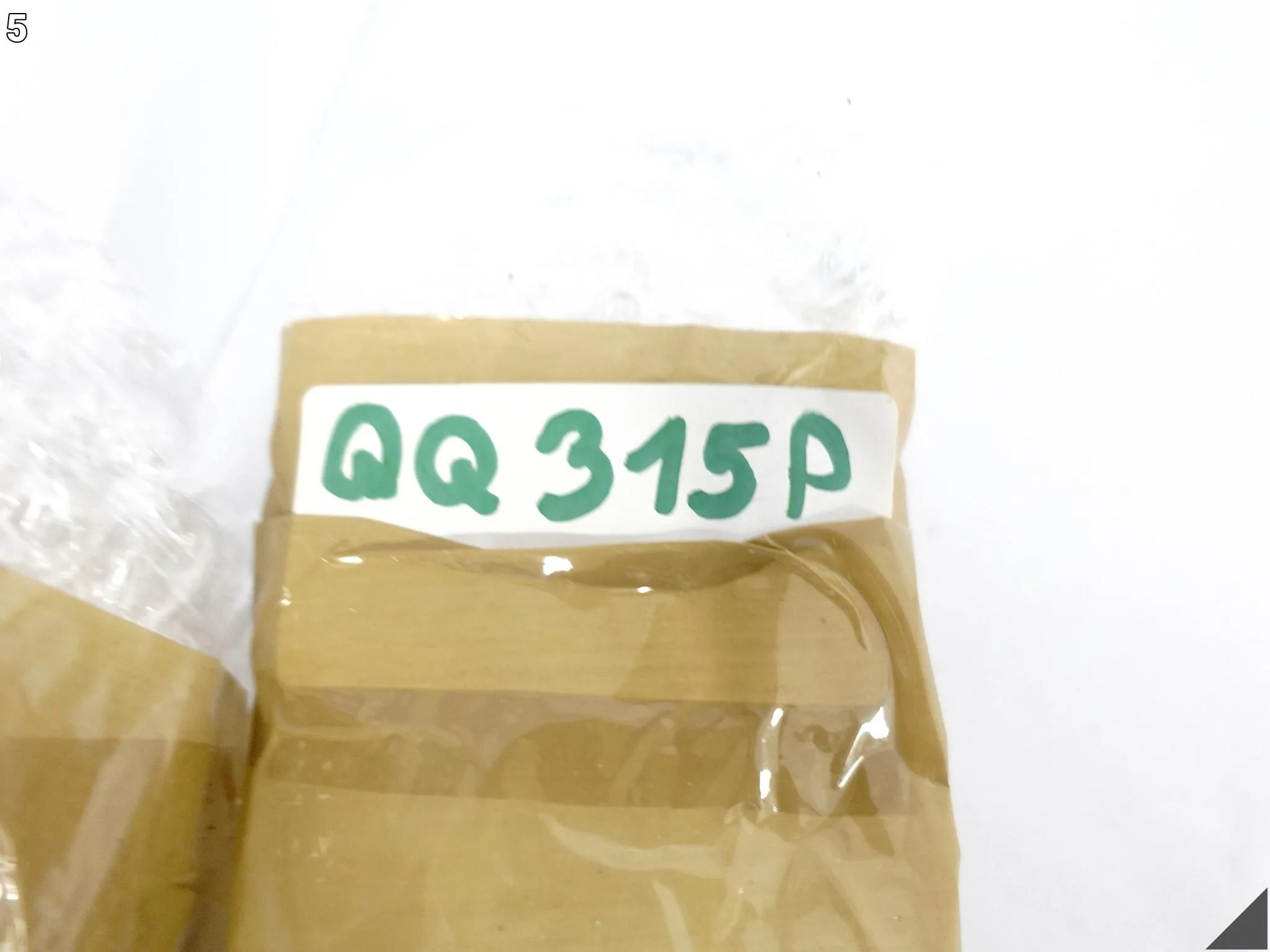 VW ID.7 AUDI Q4 E-TRON SKODA SEAT CUPRA UCHWYT OSŁONY PRZECIWSŁONECZNEJ 9730f8644d376f4380e8b3e8fd0a1653