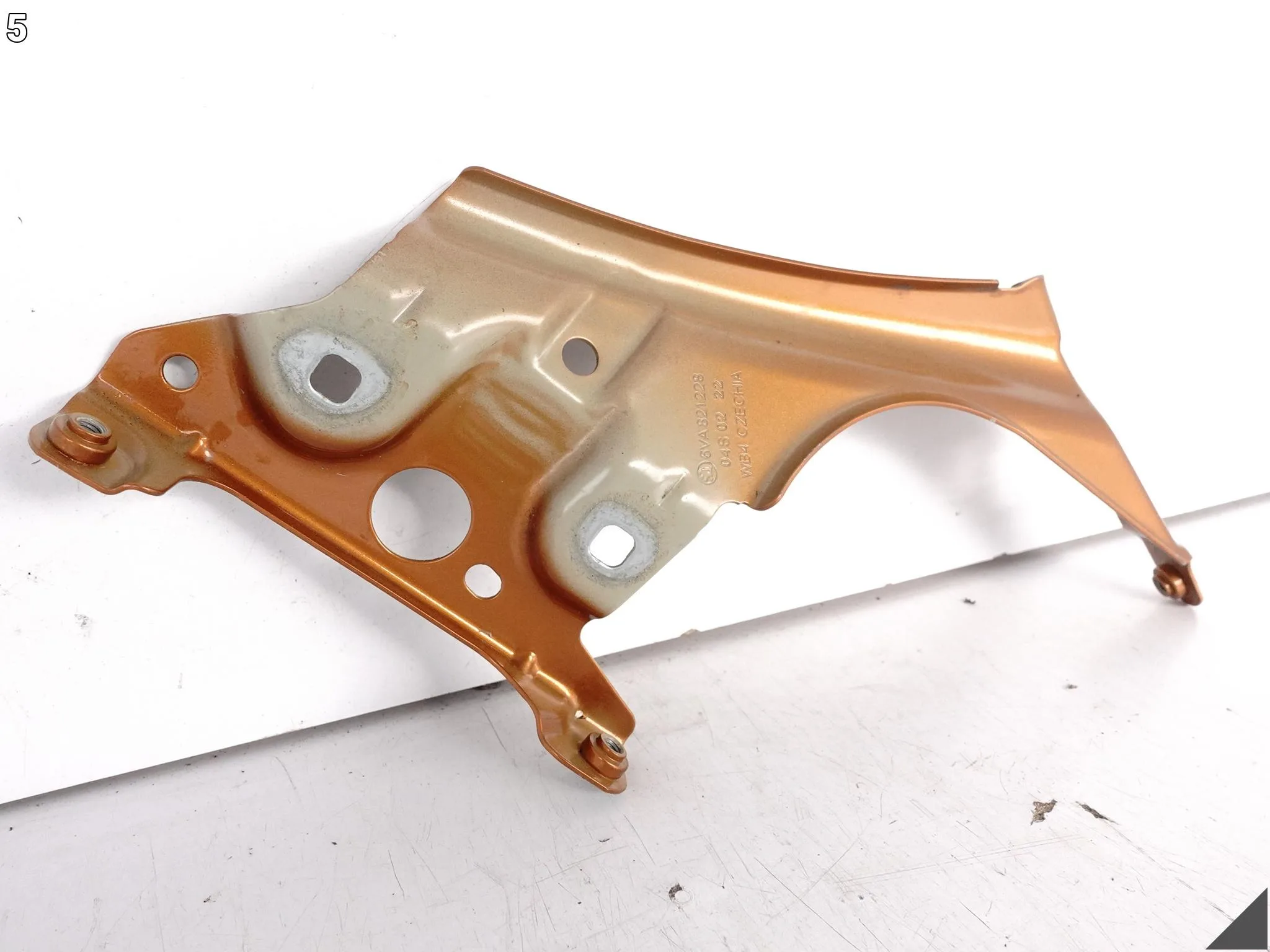 SKODA FABIA IV 6VA 21- WSPORNIK PODPORA MOCOWANIE W BŁOTNIK PRZÓD PRAWY 183b2d0c4b6016ec9322d0c7f848c479