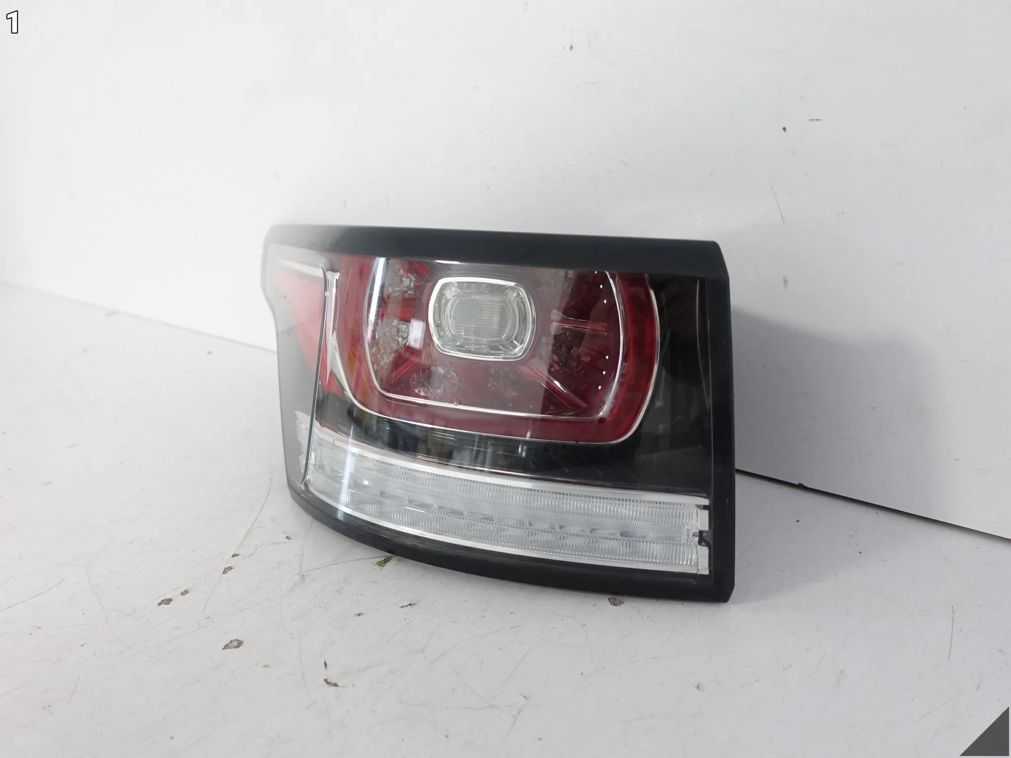 RANGE ROVER SPORT II L494 13-18 LAMPA LED W BŁOTNIK TYŁ LEWA 0e30bf16e04db47f14d583e207732cae