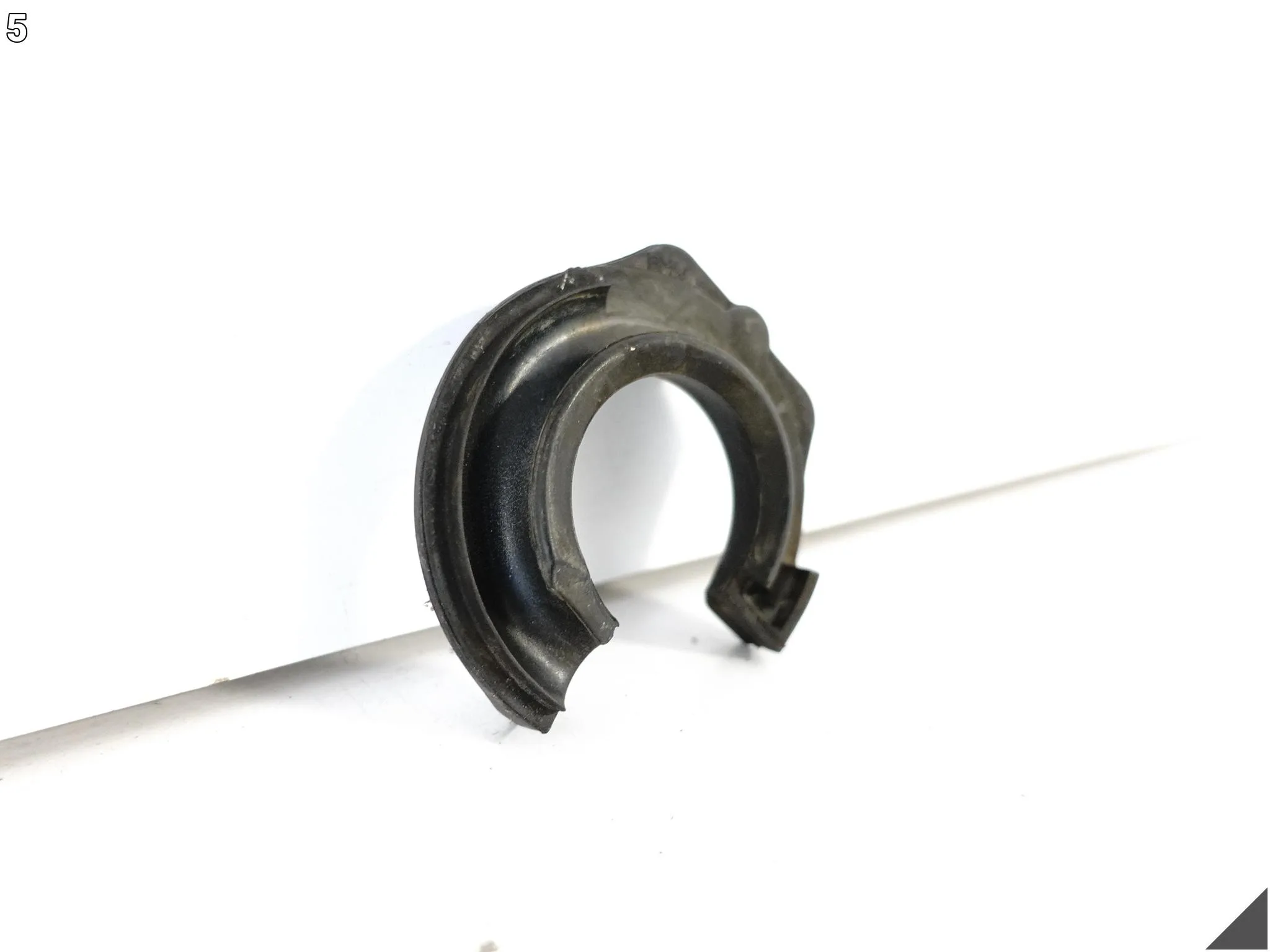 BMW F20 F22 F30 F32 F33 F87 F80 F82 PODKŁADKA SPRĘŻYNY ZAWIESZENIA TYŁ L=R 3132d727038a3ec499d32bdb251c45d6