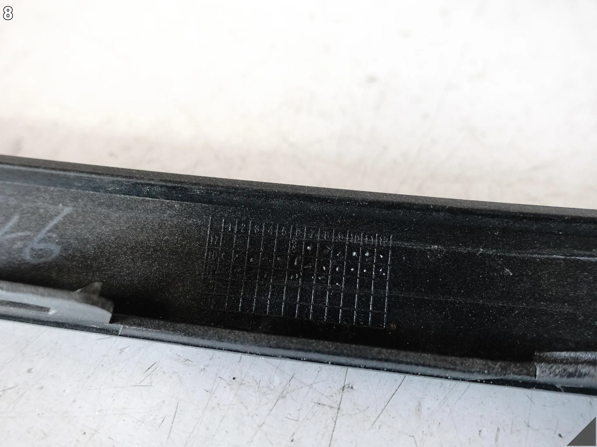 HYUNDAI KONA I 1 17-20 LISTWA RAMKA HALOGENU ATRAPA W ZDERZAK PRAWA PRZÓD dcc273e217834dc66d2e87200bb36038