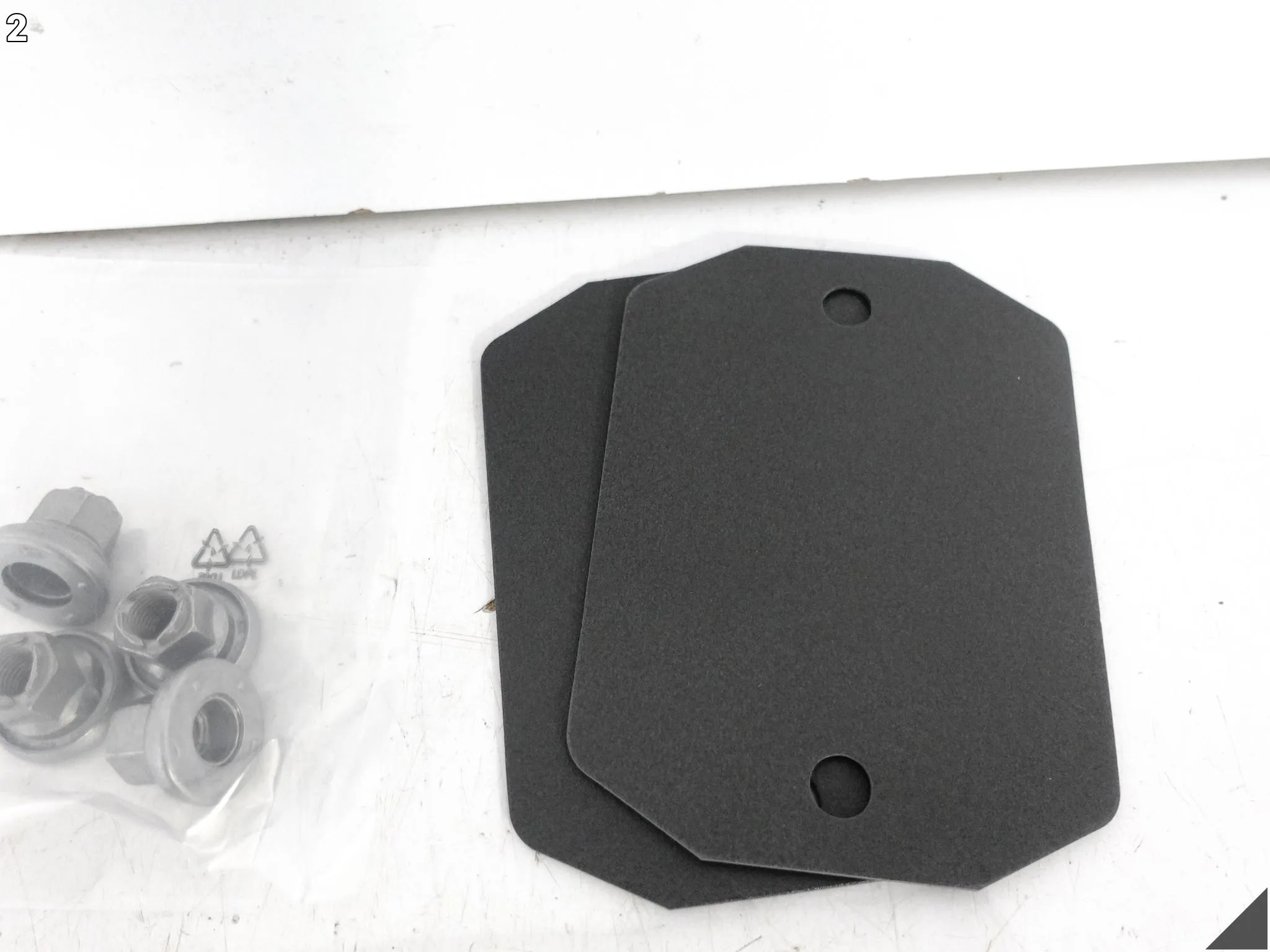 BMW X3 G01 X3M F97 17-24 PODKŁADKI POD BELKĘ HAKA HOLOWNICZEGO NAKRĘTKI TYŁ a92b524b559af3b329b976786716b332