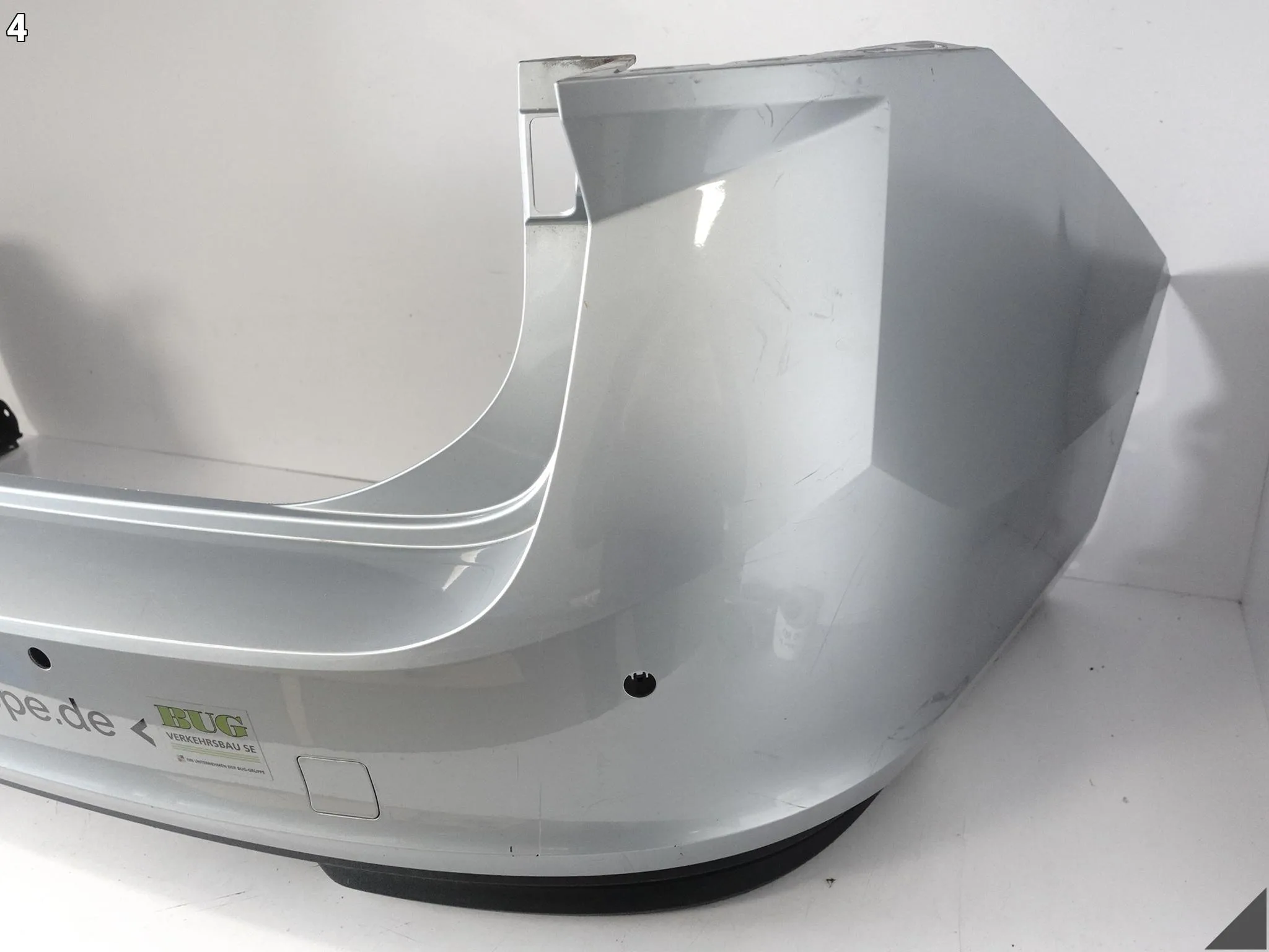 SKODA SUPERB IV 3P0 KOMBI 23- ZDERZAK BUMPER + DYFUZOR SPOILER TYŁ (4xPDC) b8decee723b812ca75292a695b60eb36