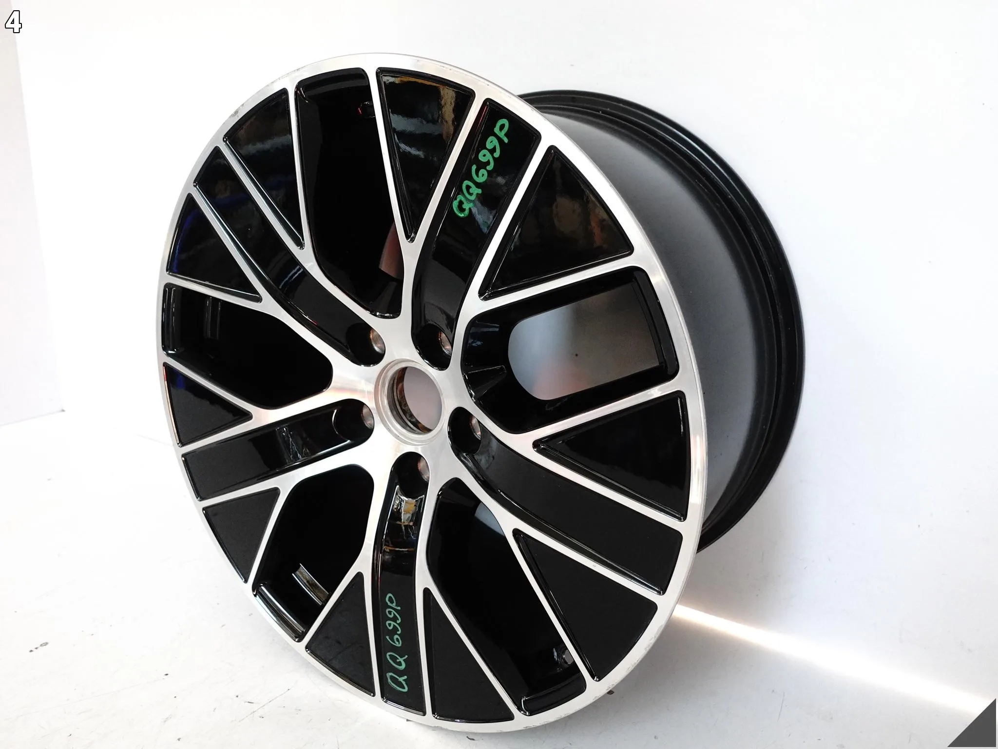PORSCHE TAYCAN 9J1 TURBO AERO FELGA ALUFELGA 11,0Jx20 ET60 5×130 QO1 97b69c96d16bf8c08362d23e67c39294