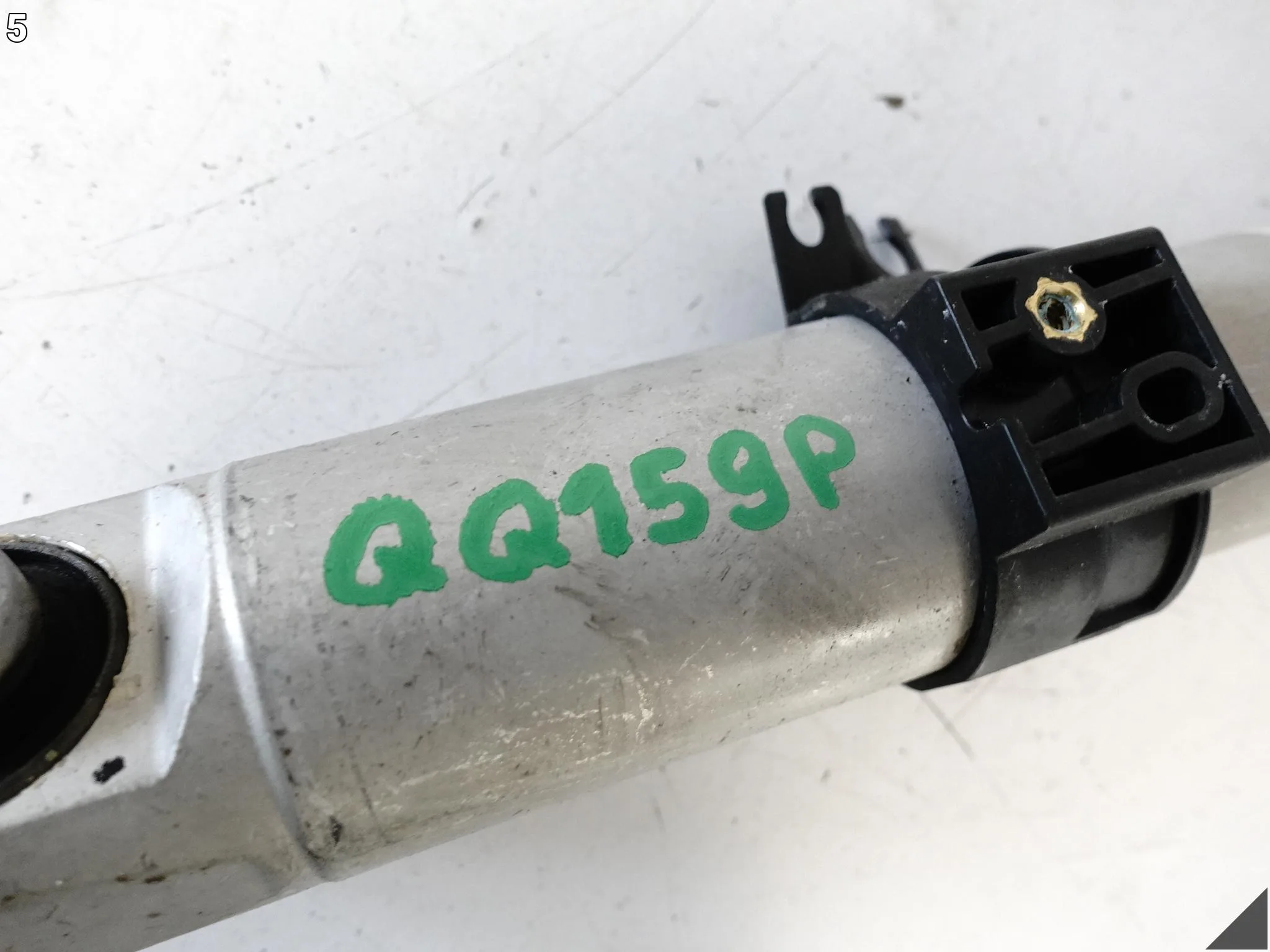 BMW M3 G80 G81 M2 G87 M4 G82 G83 AMORTYZATOR UKŁAD ZAWIESZENIA LEWY TYŁ 2fe57f7bfbb3771d95335ff1fccf6e77