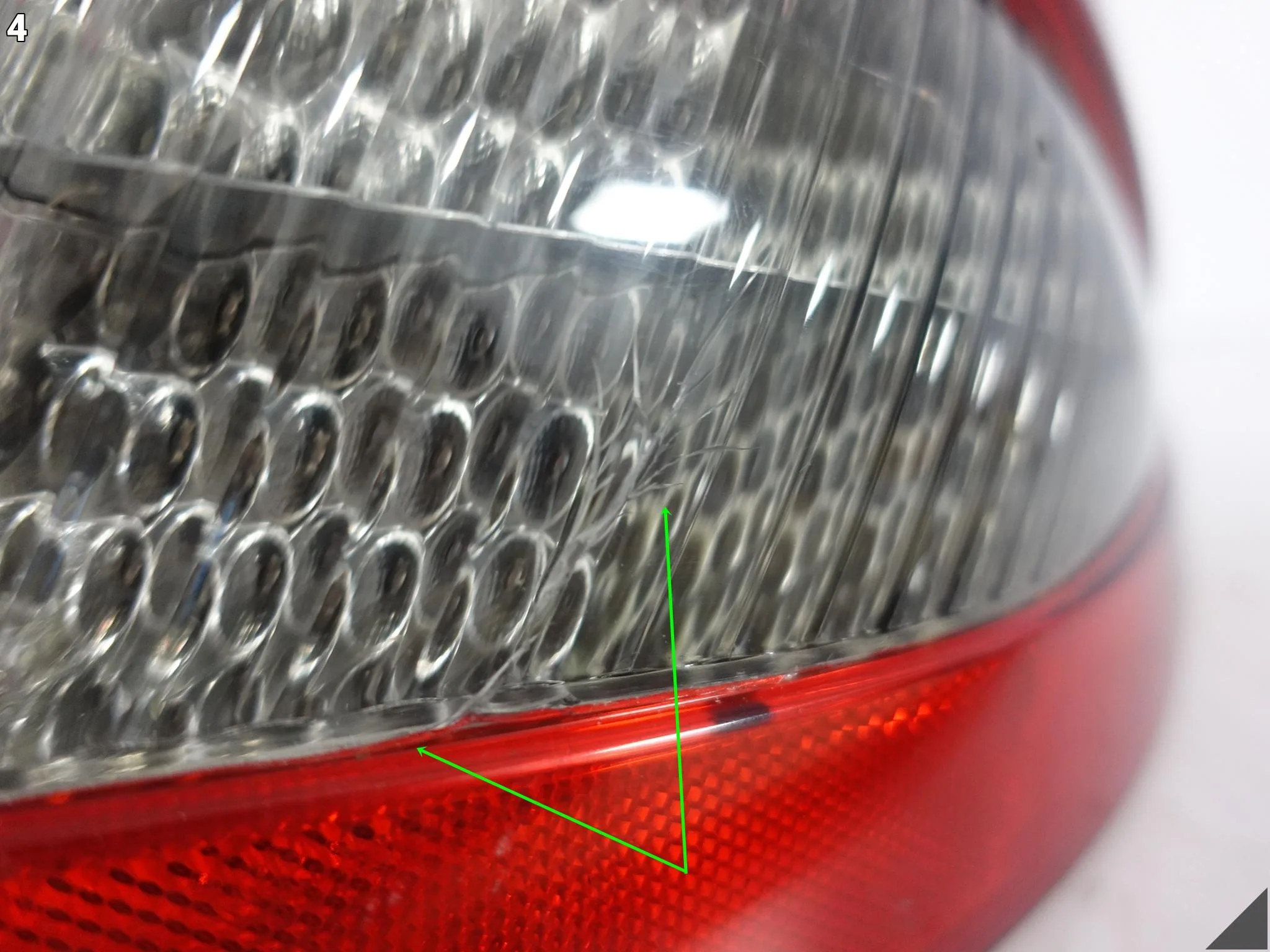MASERATI GRANTURISMO M145 07-13 LAMPA LED W BŁOTNIK PRAWA TYŁ USA bed3c21cdcc009c62955932e3e65ab96