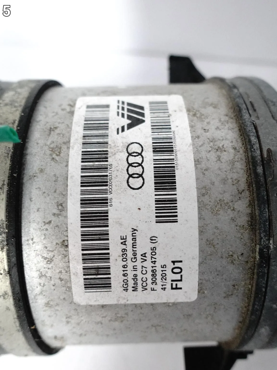 AUDI A7 S7 4G8 A6 S6 4G0 C7 10-18 AMORTYZATOR PNEUMATYCZNY PRZÓD LEWY=PRAWY 45706d23b12ffd0d82f40b255f47b748