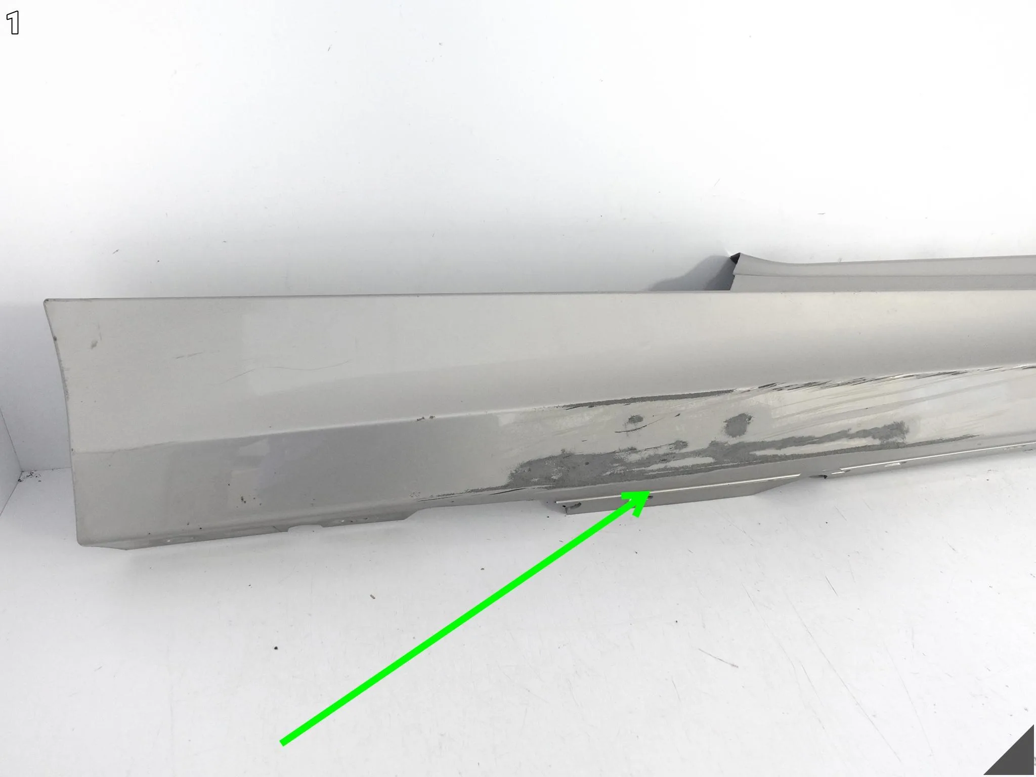 BMW E81 E82 E88 04-11 LCI LIFT PRÓG LISTWA OSŁONA NAKŁADKA PROGOWA PRAWA 2ae11c26713080f70bcc252dee7d97a2