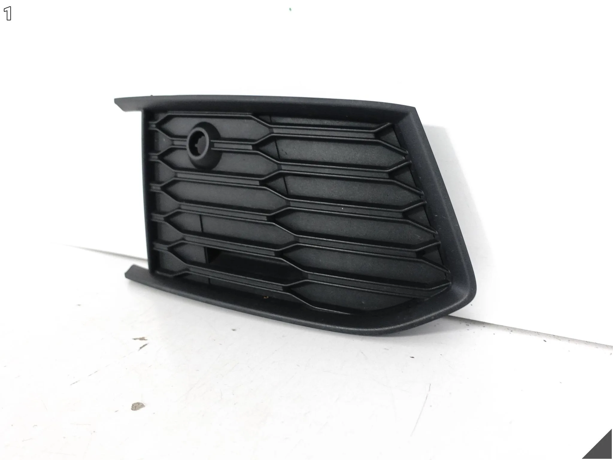 AUDI A6 S6 C8 4K0 S-LINE 18-23 ATRAPA KRATKA W ZDERZAK PRZÓD PRAWA PDC fe00d9cc5dd6413f1f1b7bf6b161909e