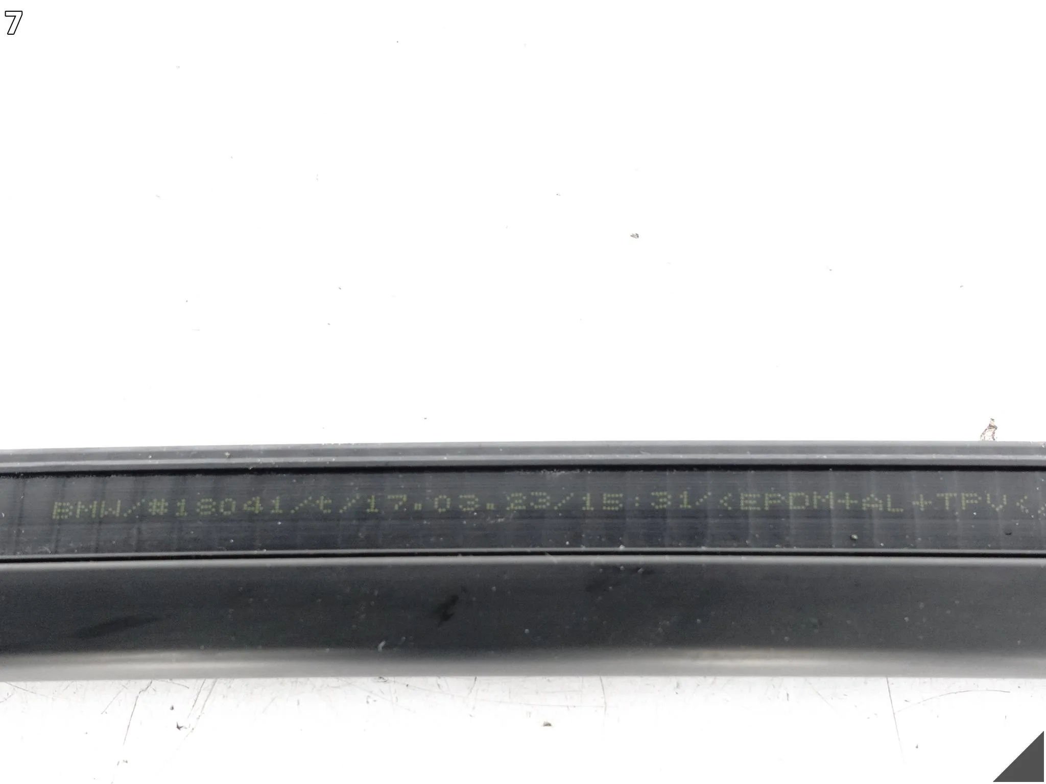 BMW 1 F40 19-24 LISTWA USZCZELKA OSŁONA POKRYWA WNĘKI DRZWI PRZÓD LEWA be756f96615f67c0265adc9d1cd12719