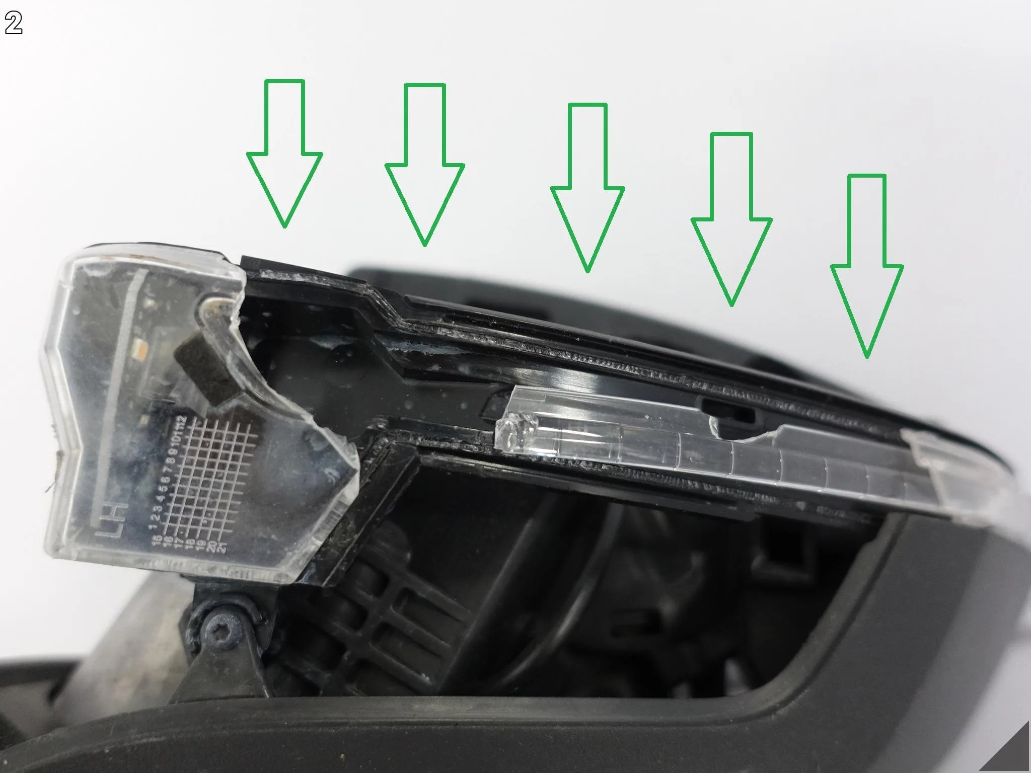 SEAT TARRACO 5FJ LUSTERKO LEWE ZEWNĘTRZNE STELAŻ 9 PIN EU eb4a66941cc7f854ca25ac6466f2e169