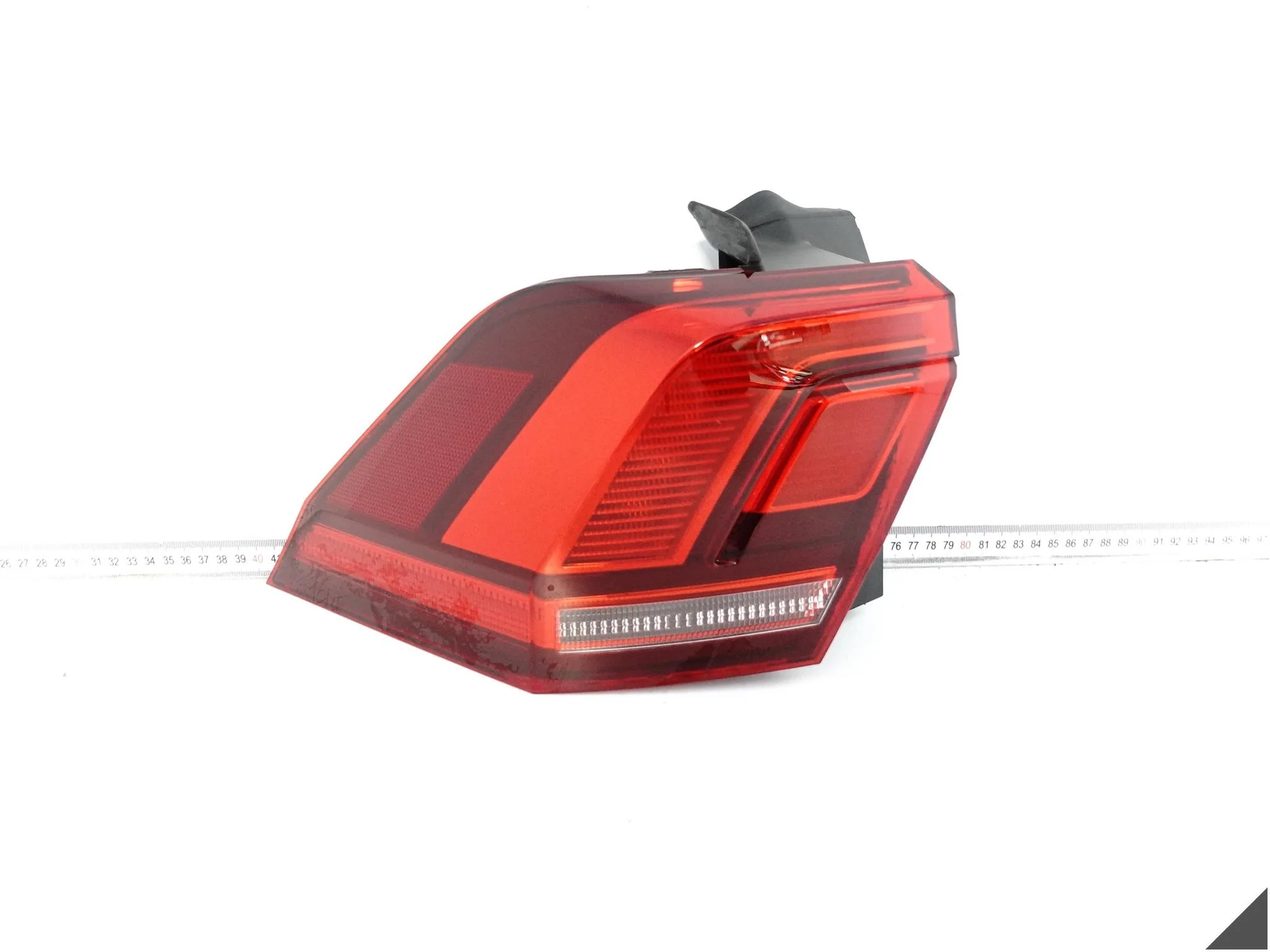 VW TIGUAN II 5NA 16-20 LAMPA LED W BŁOTNIK LEWA TYŁ EU 5NA945095D 0df9994568cfe404fbff165ebb14350d