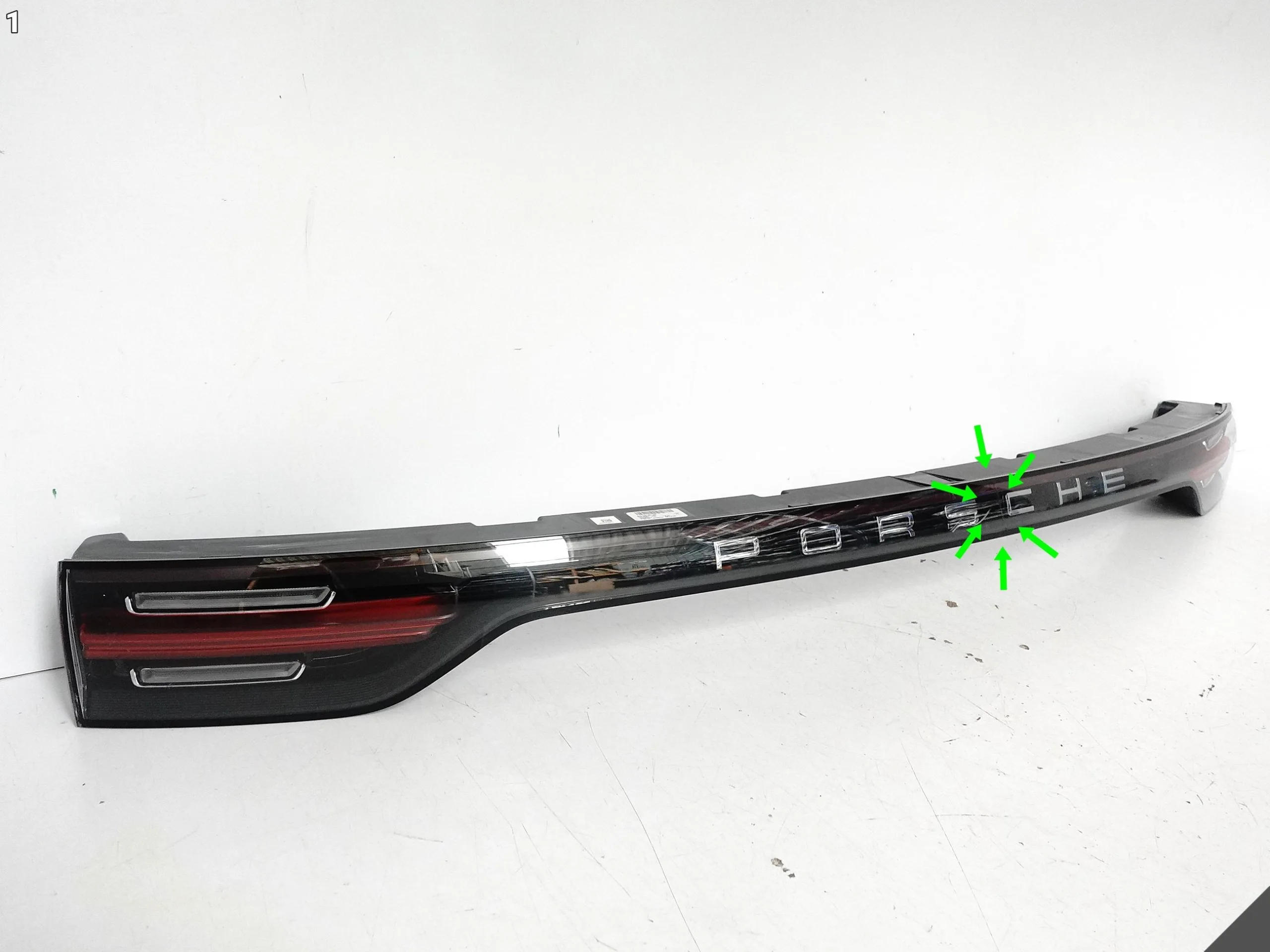 PORSCHE CAYENNE III E3 9Y0 18- LAMPA LED BLENDA ŚRODKOWA W BAGAŻNIK TYŁ EU eb484d03a6115e129ee249ff02694a0b