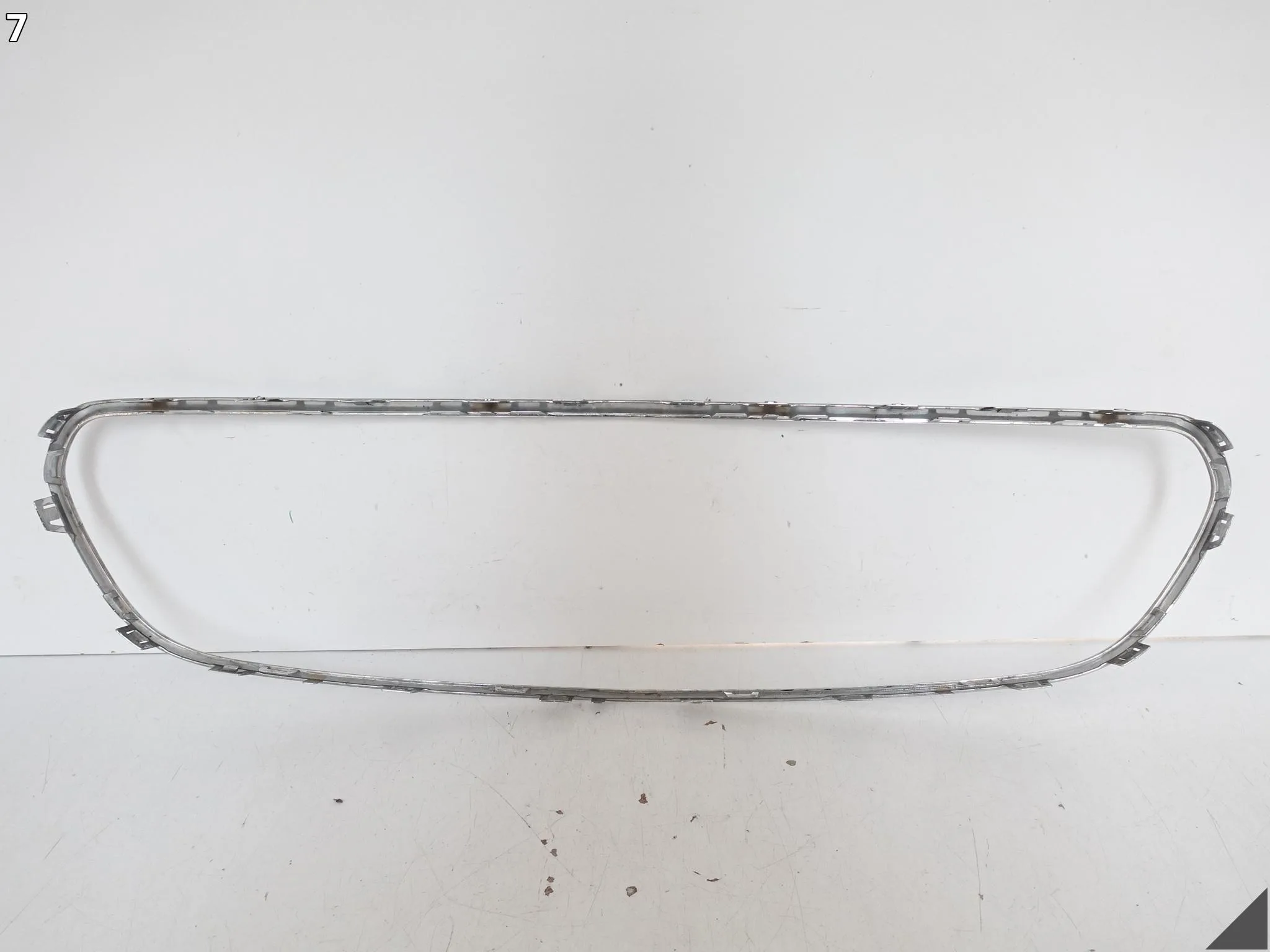 MERCEDES E-KLASA W213 C238 A238 16-20 LISTWA CHROM RAMKA GRILL ATRAPA PRZÓD a1e901f57d43c28564aa87d0462a90e0