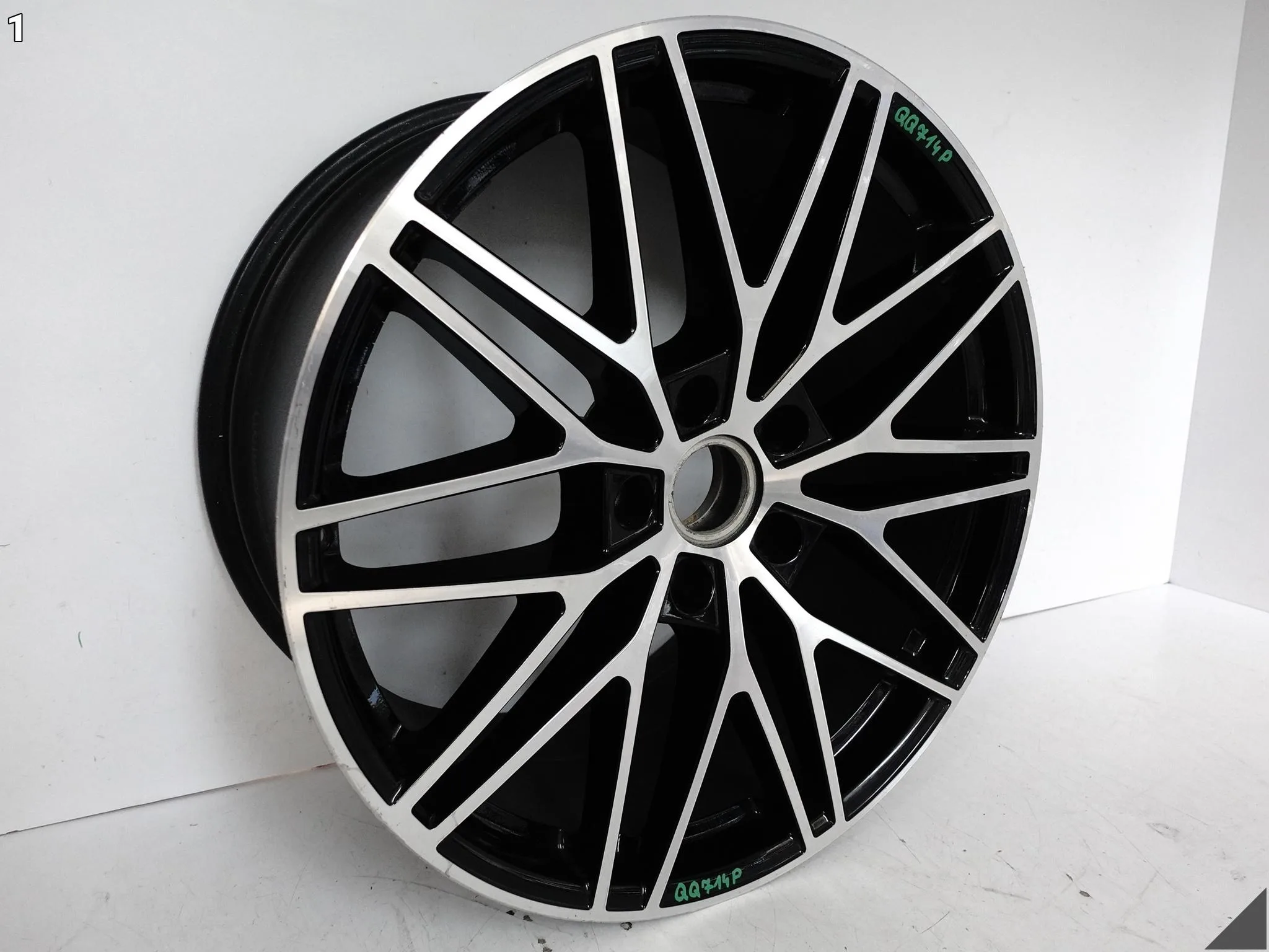 PORSCHE CAYENNE 9Y0 E3 RS SPYDER DESIGN FELGA 11Jx21 ET58 5×130 QO1 aebc00bbed9e360513fced659072303a