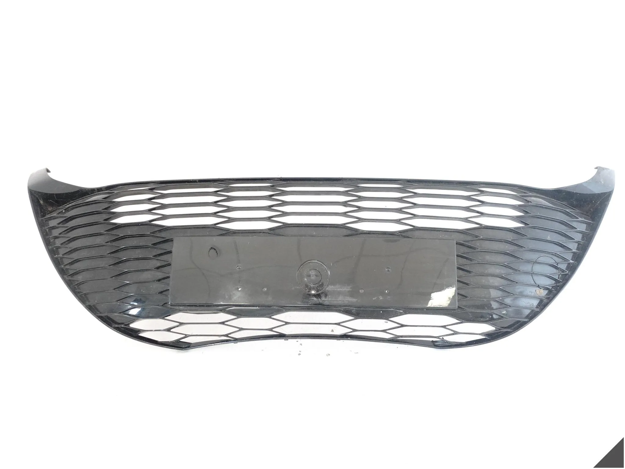 TOYOTA YARIS III 3 DRUGI LIFT 17-20 KRATKA ŚRODKOWA ATRAPA ZDERZAK PRZÓD a813e872be0af33000bb0a1c26d21fb9