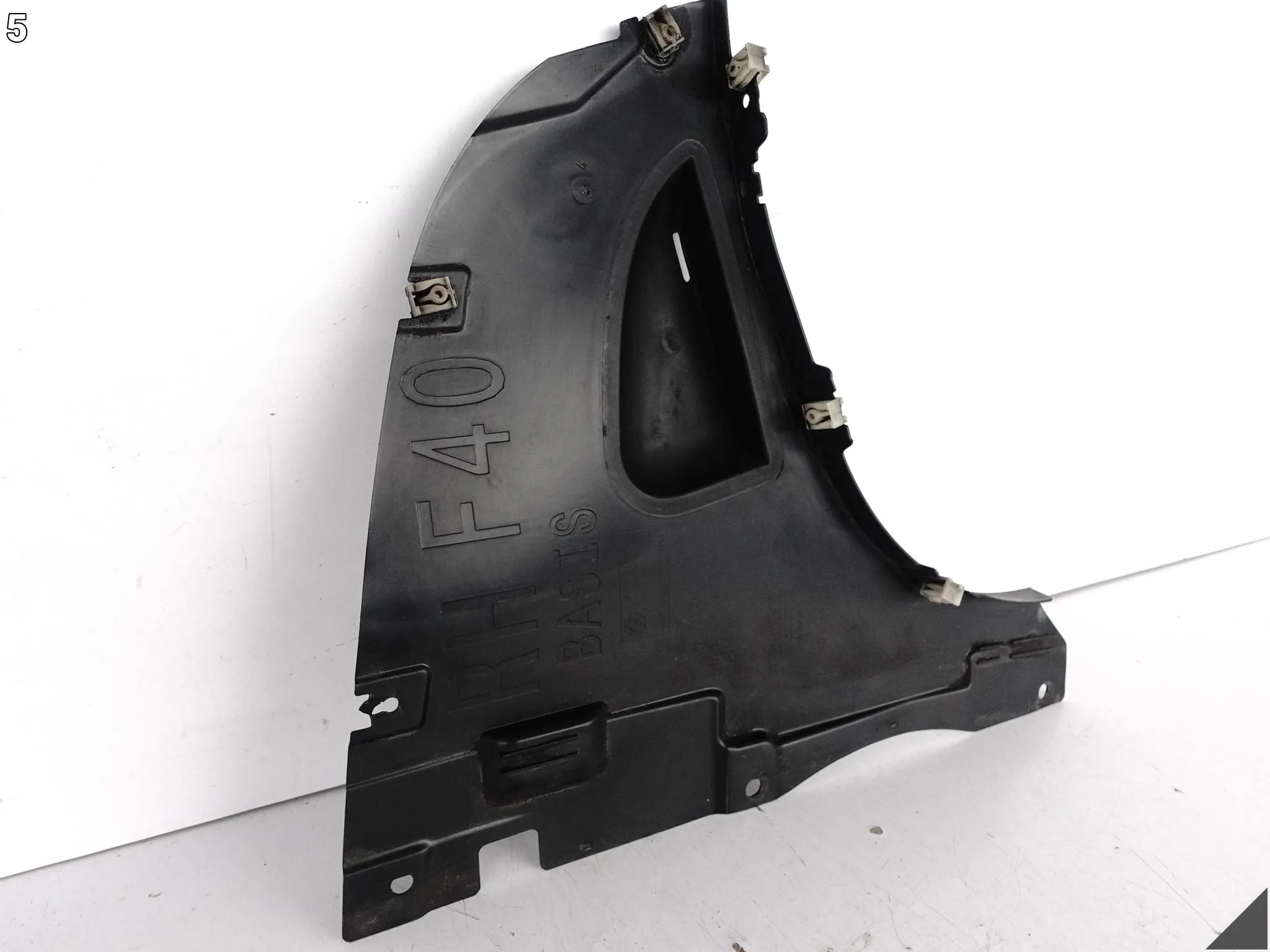 BMW 1 F40 19-24 OSŁONA DOKŁADKA NADKOLE POSZYCIE WNĘKI KOŁA PRZÓD PRAWA 4d8eeaa34f830fdbf8c5ddee664fb799