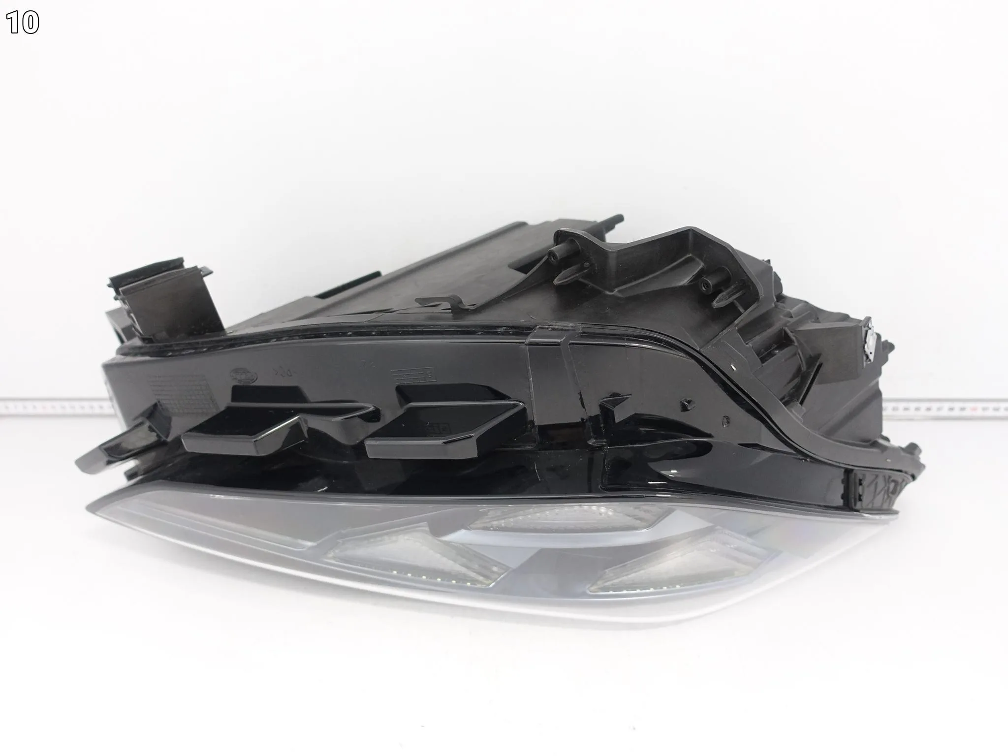 CUPRA TAVASCAN 11H 24- LAMPA FULL LED PRAWA PRZÓD EUROPA aabe35d4b7a9c57067b8ff6fd3ab08ef