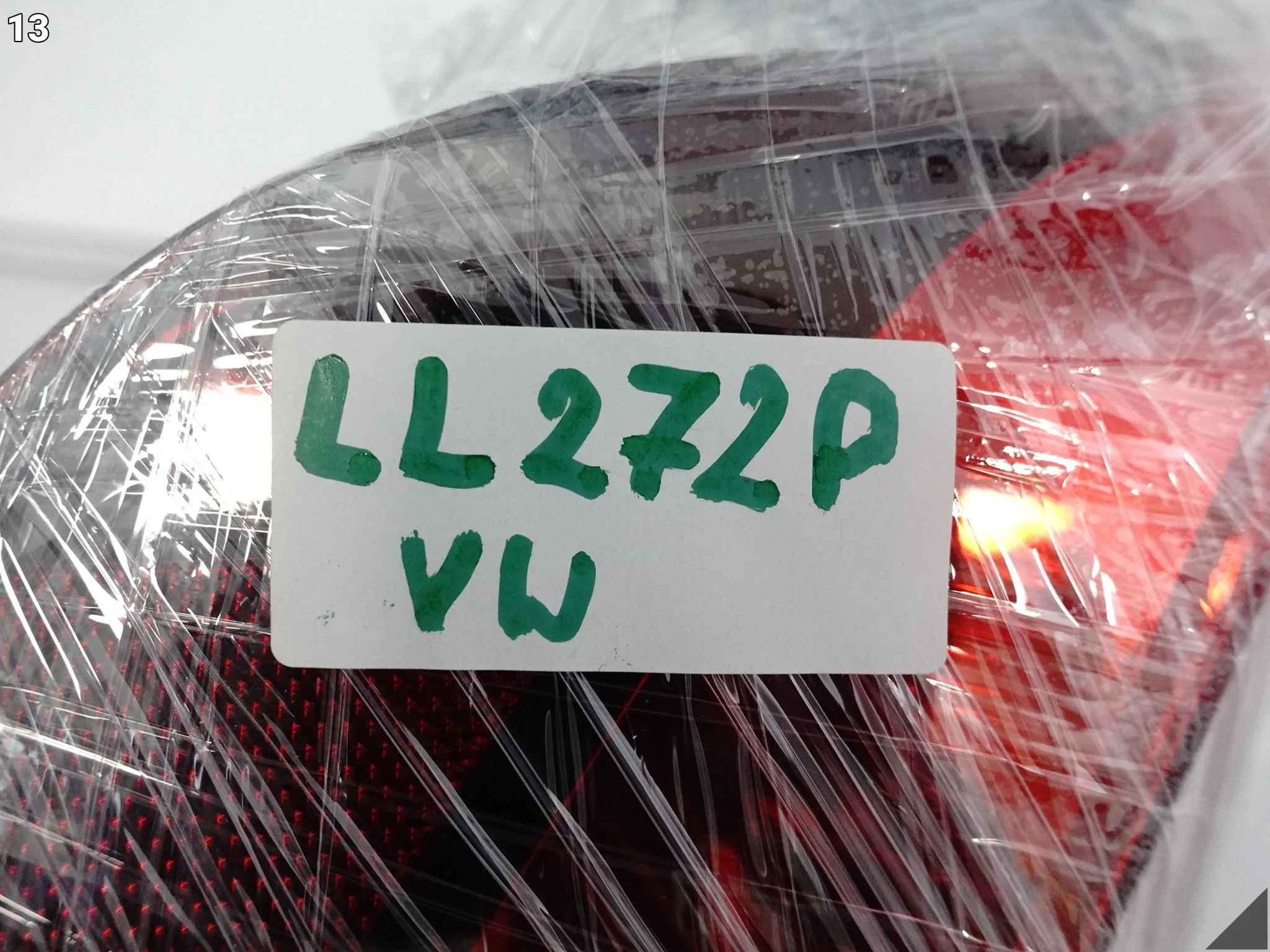 VW TIGUAN II 5NA 16-20 LAMPA LED W BŁOTNIK LEWA TYŁ EU 5NA945095D d080585214b58c0ea6ae47c2702bcc18