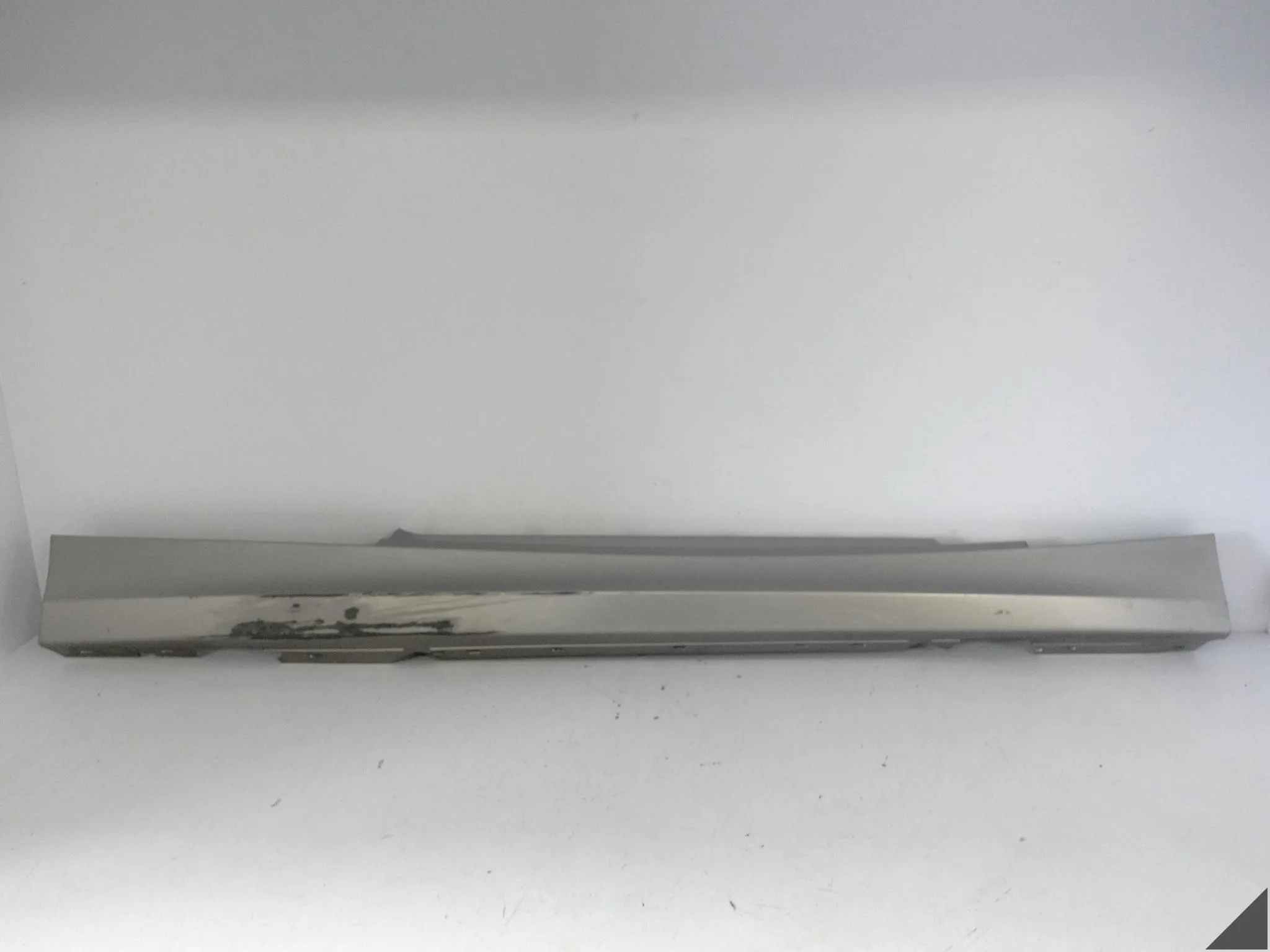 BMW E81 E82 E88 04-11 LCI LIFT PRÓG LISTWA OSŁONA NAKŁADKA PROGOWA PRAWA fe1a886e9e5b154ebcfeb9d587c91275