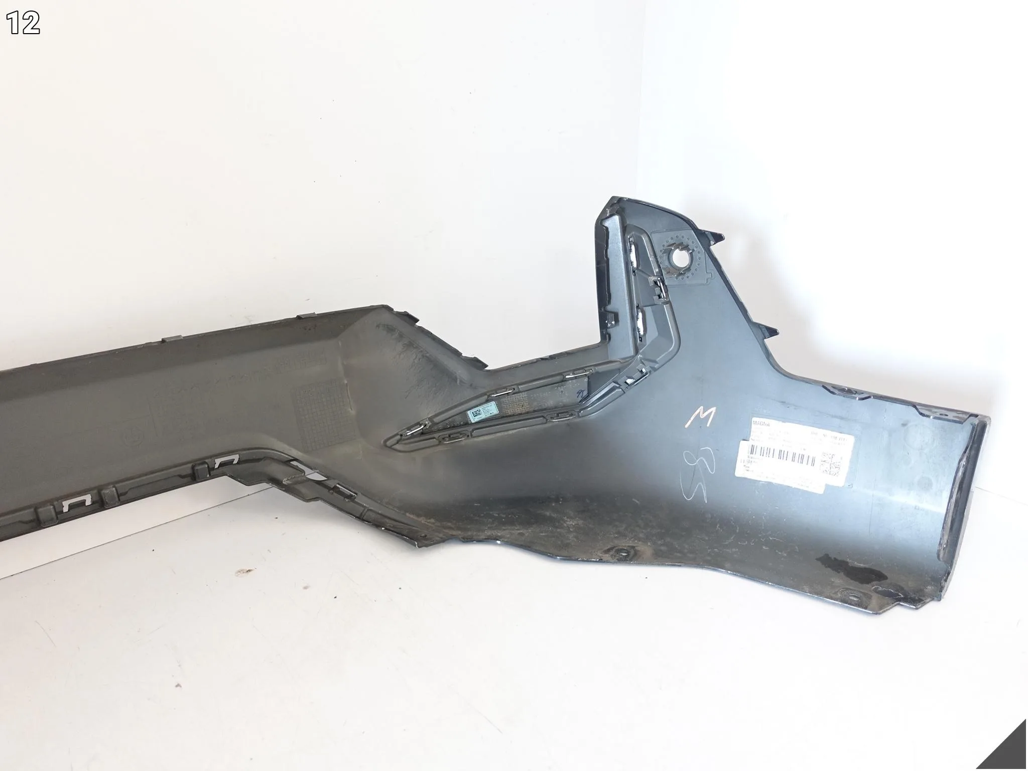 BMW X1 U11 BASIC / ZWYKŁY / X-LINE 22- SPOILER W ZDERZAK PRZÓD (POD PDC) 26a8192942b288f660293281f6565073