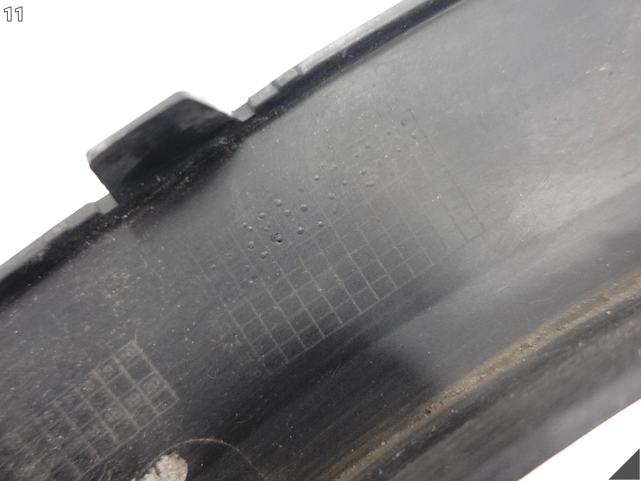 BMW X6 G06 M-PAKIET 19- LISTWA NAKŁADKA OSŁONA NA BŁOTNIK PRAWA PRZÓD 704e28204944ebc014f6241136b24702