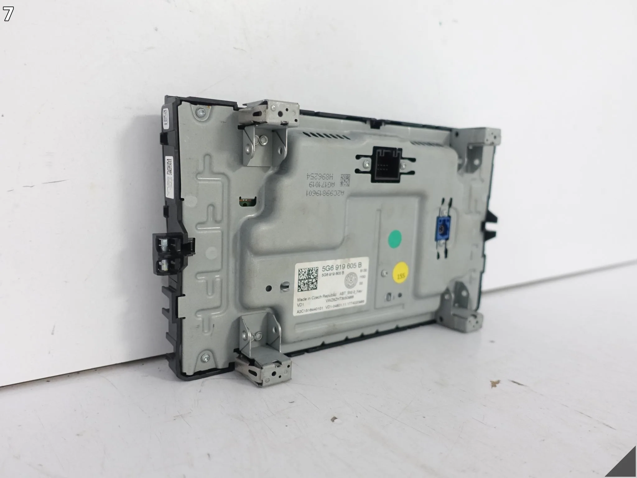 VW GOLF 7 VII 5G0 5G6 TIGUAN 5NA PASSAT B8 3G0 MONITOR WYŚWIETLACZ LCD a2839c0f80d60105500f110c3b4af4f0
